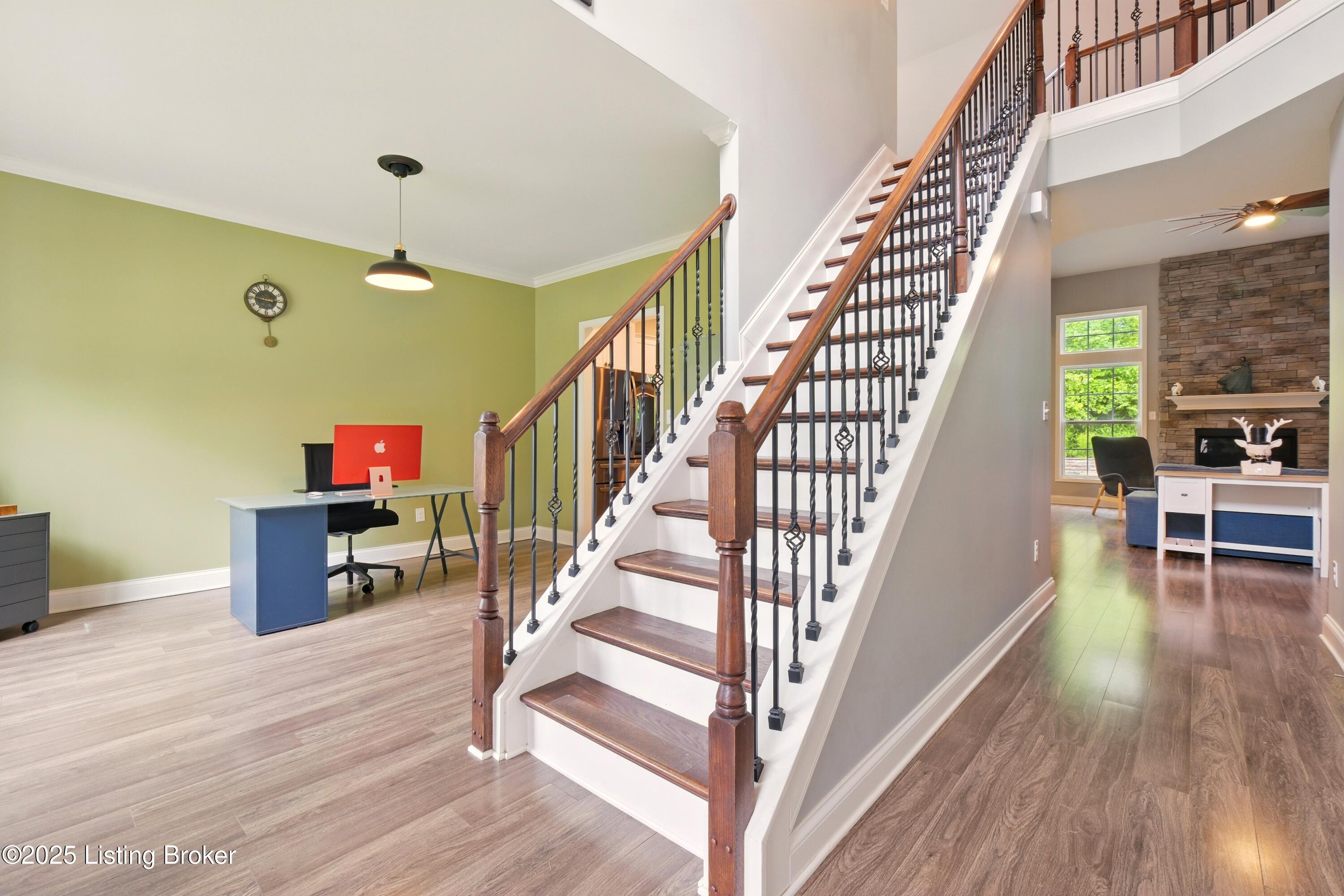 566 Wooded Falls Rd