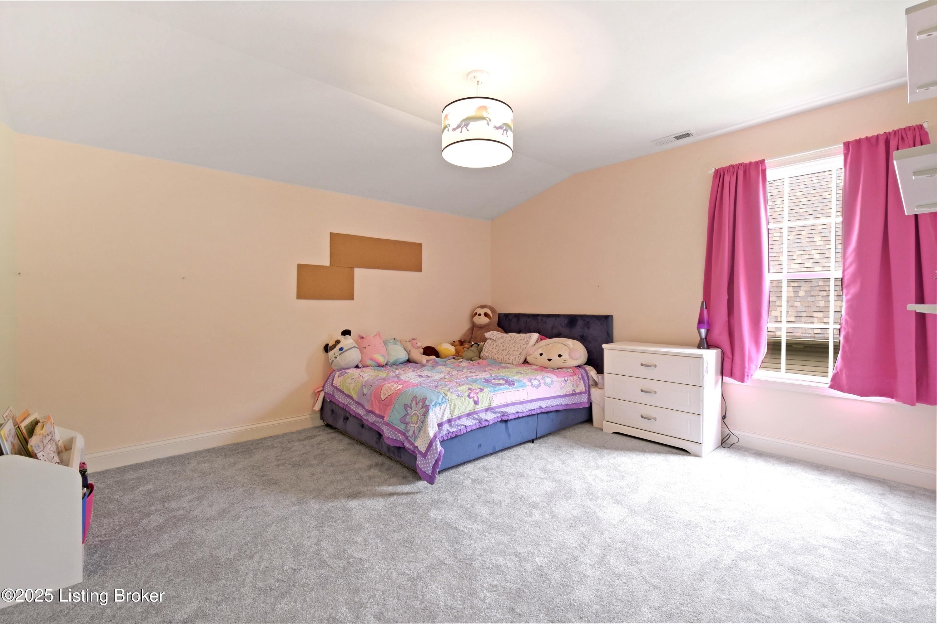 566 Wooded Falls Rd
