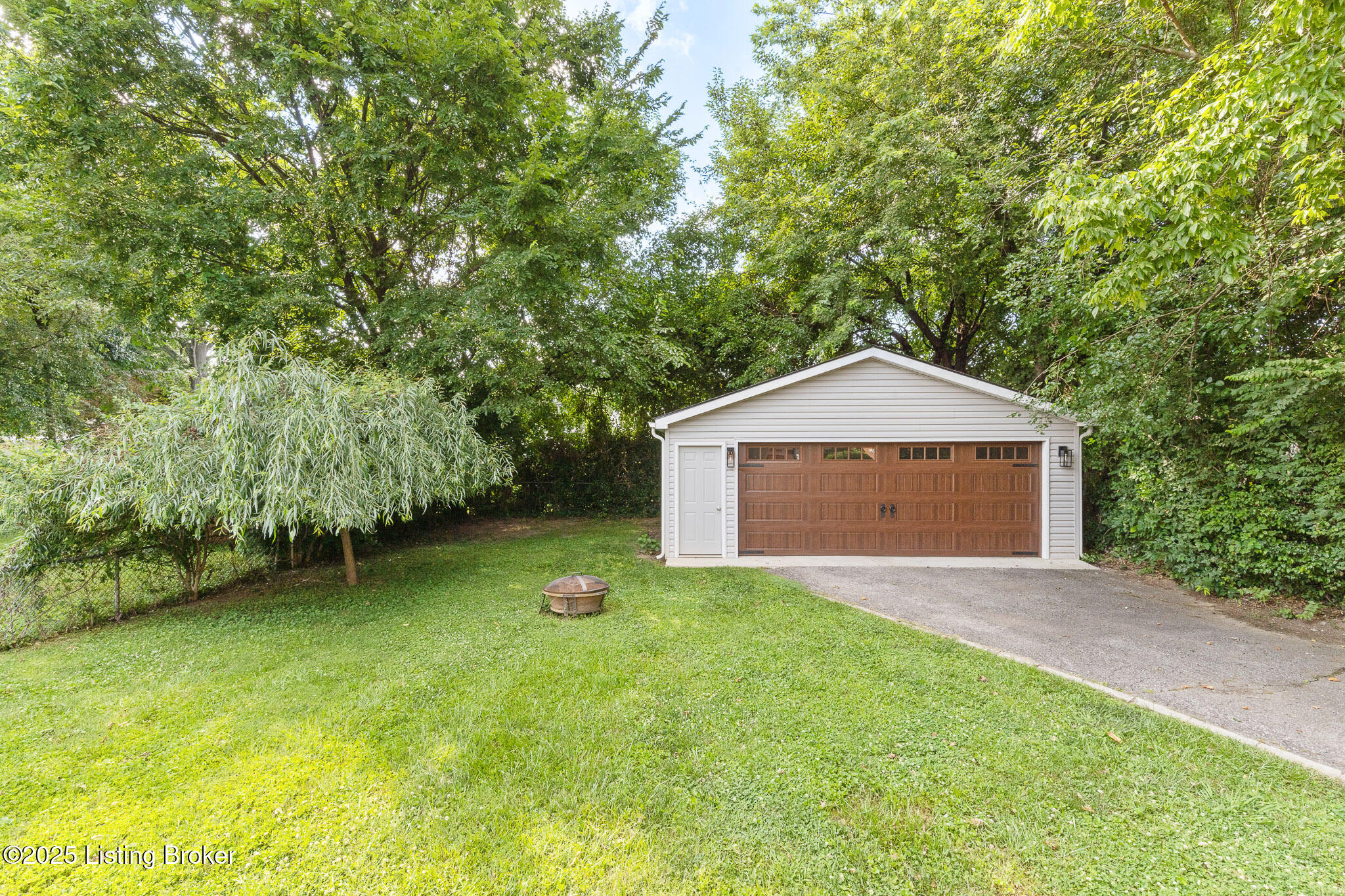 3707 Grandview Ave