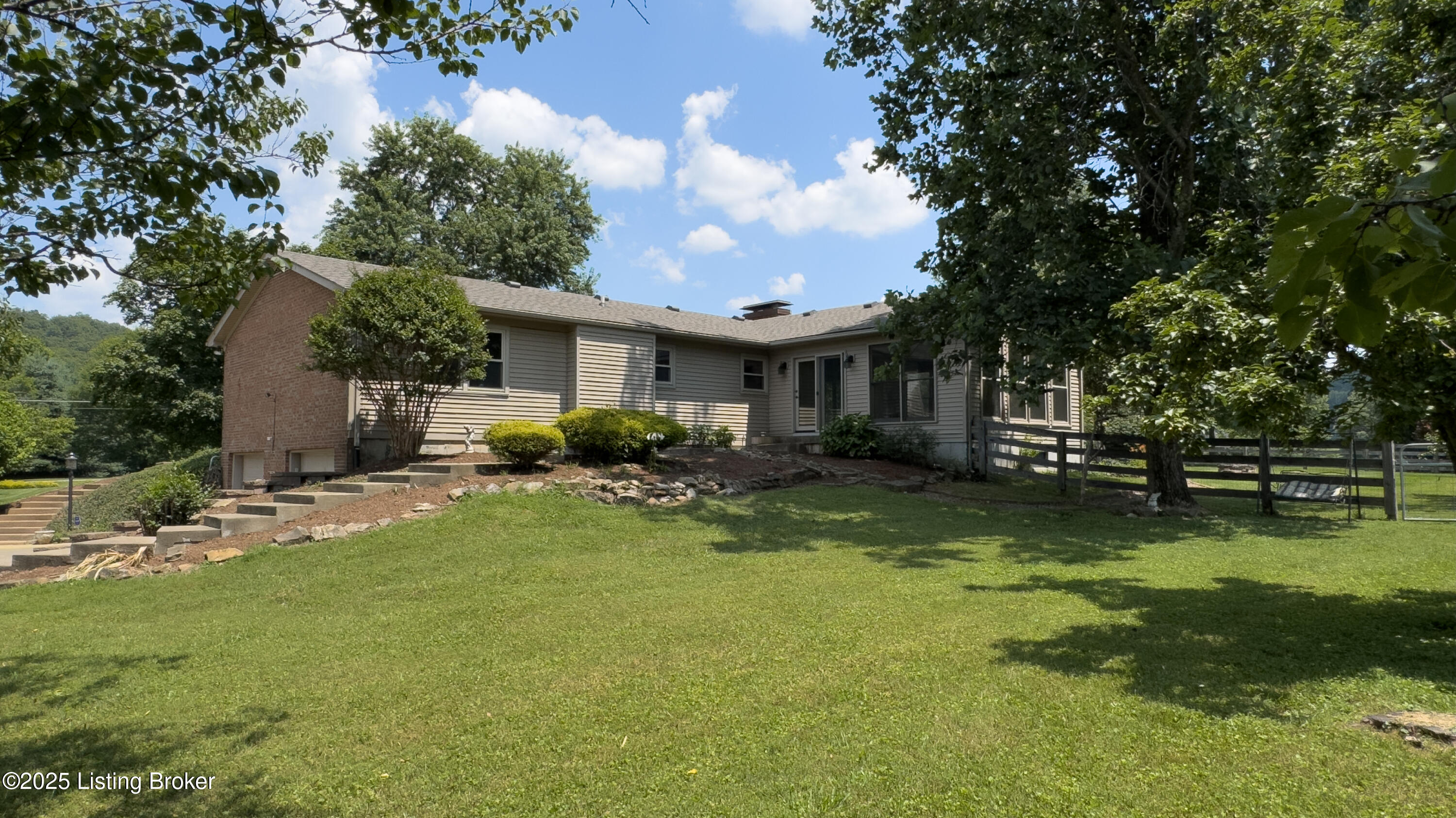 914 Peaceful Way