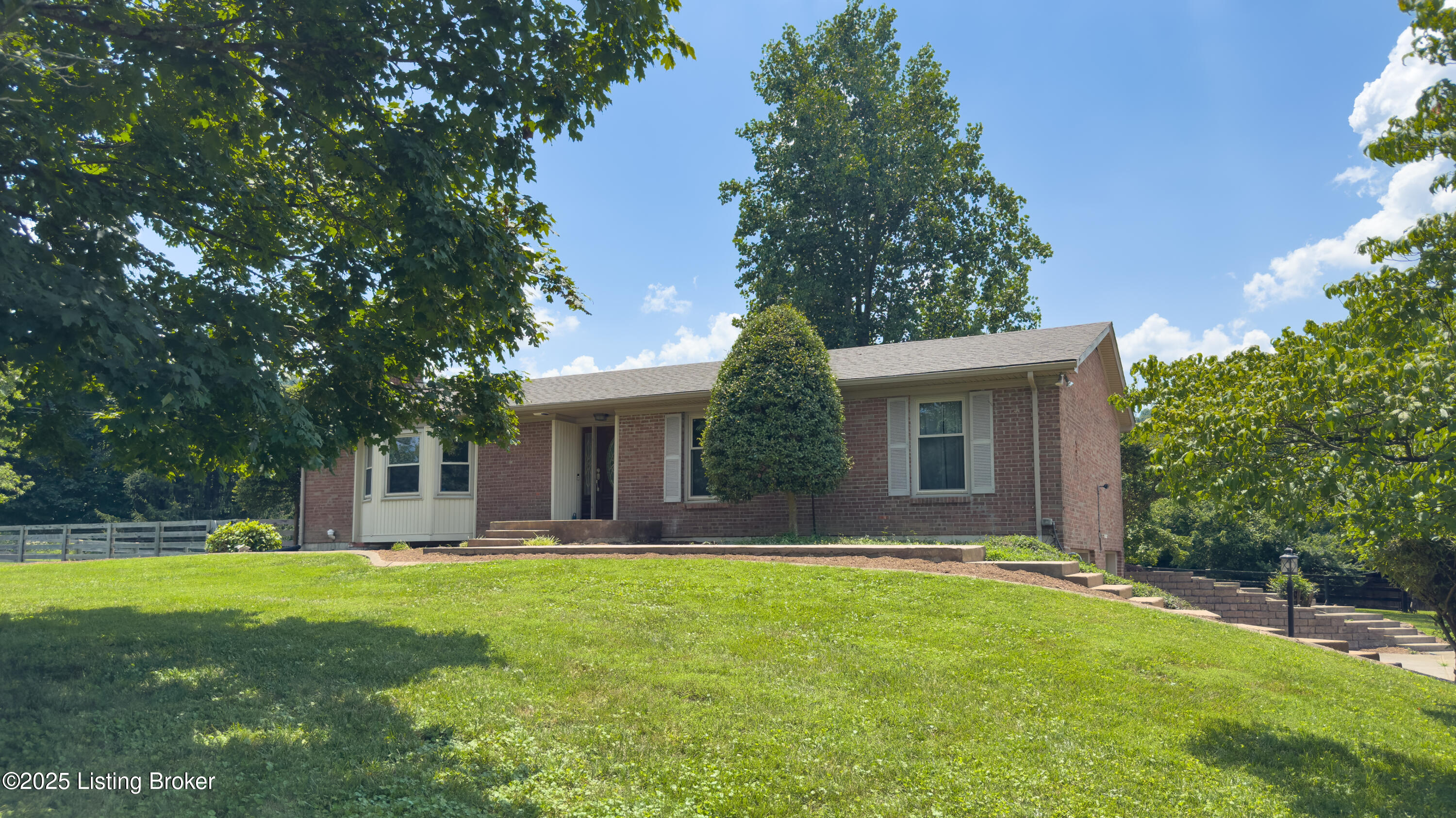 914 Peaceful Way
