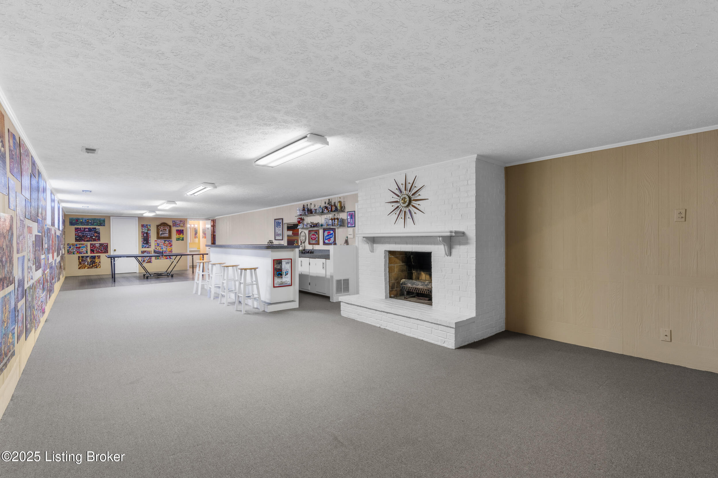 3012 Hayfield Dr