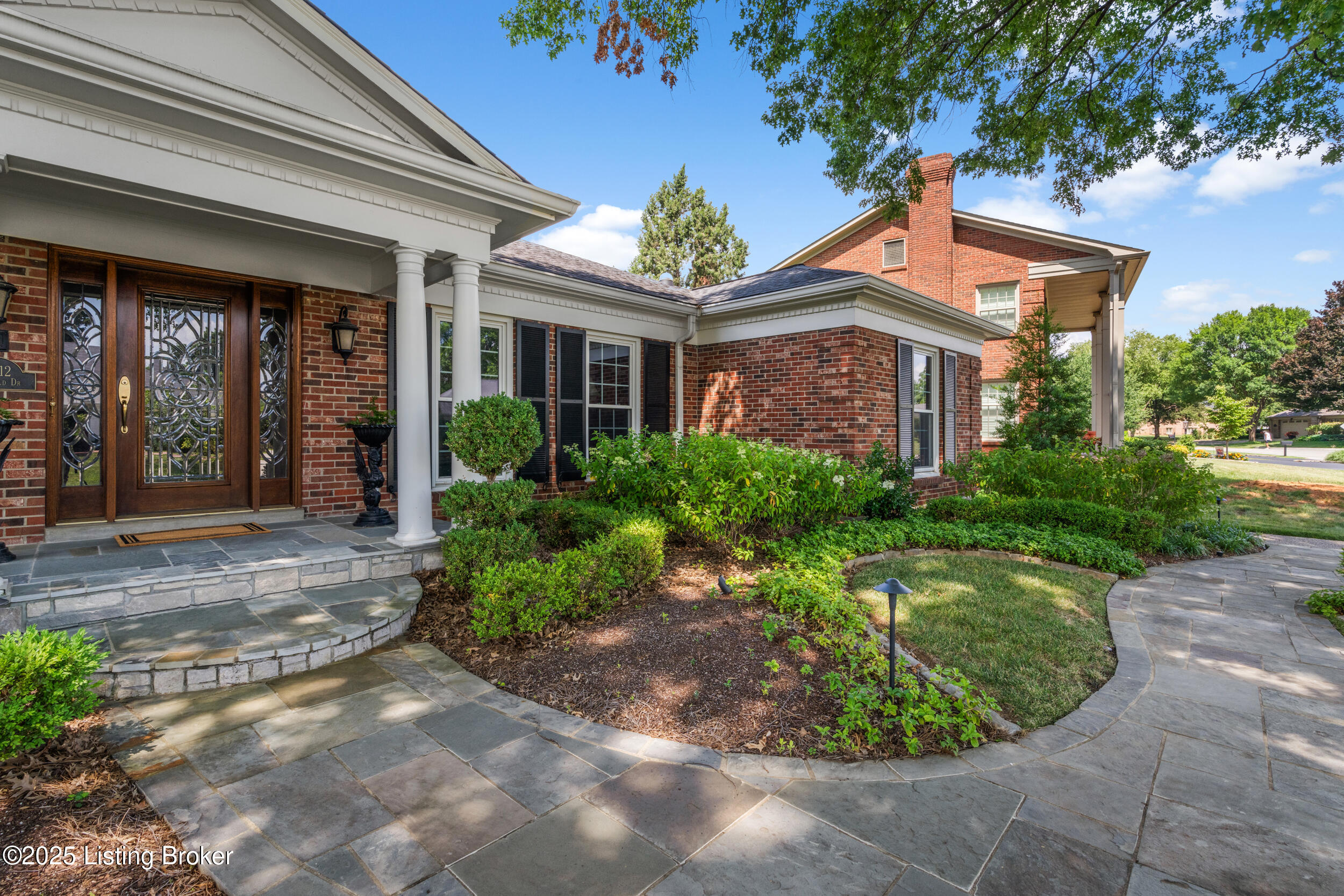 3012 Hayfield Dr