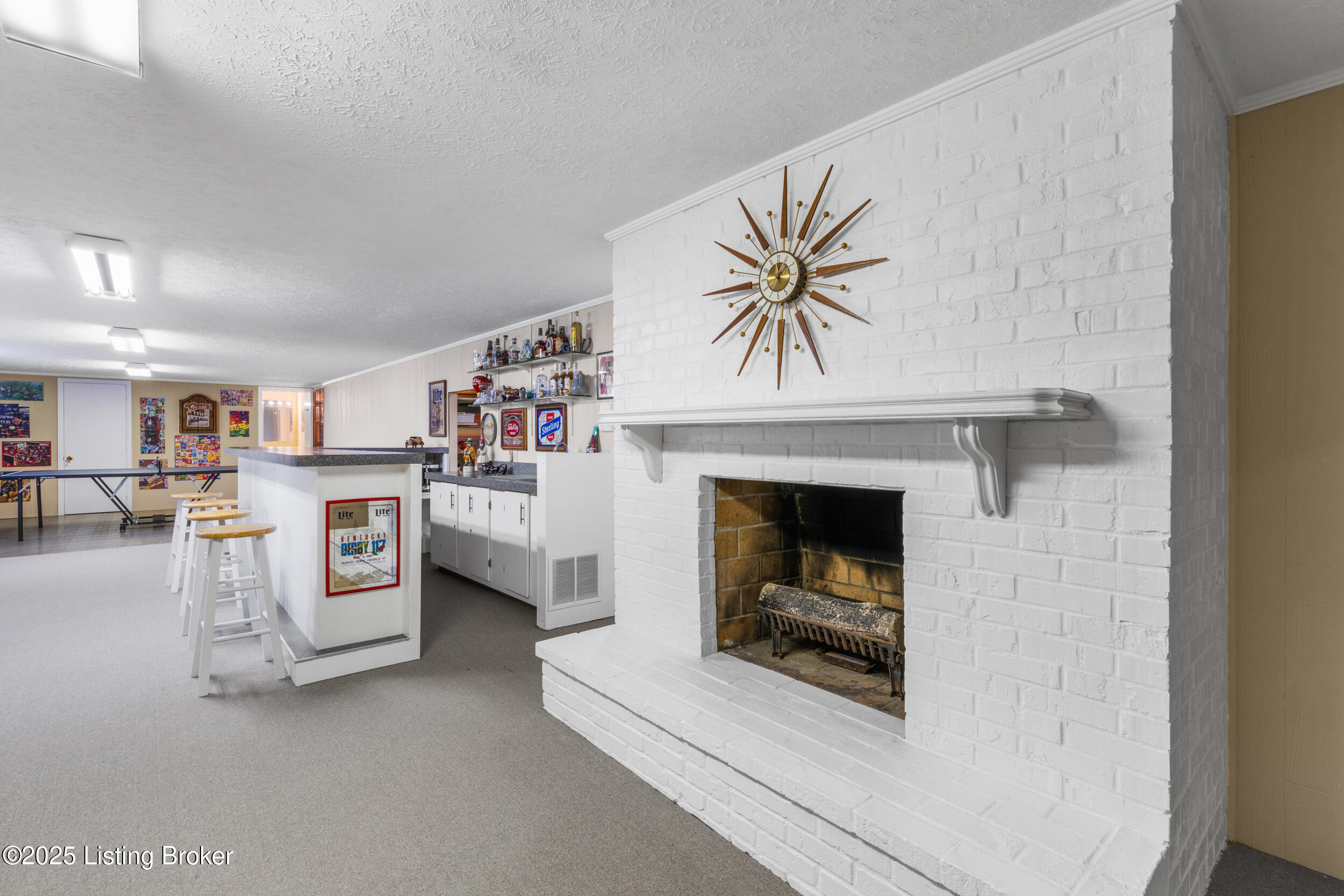 3012 Hayfield Dr