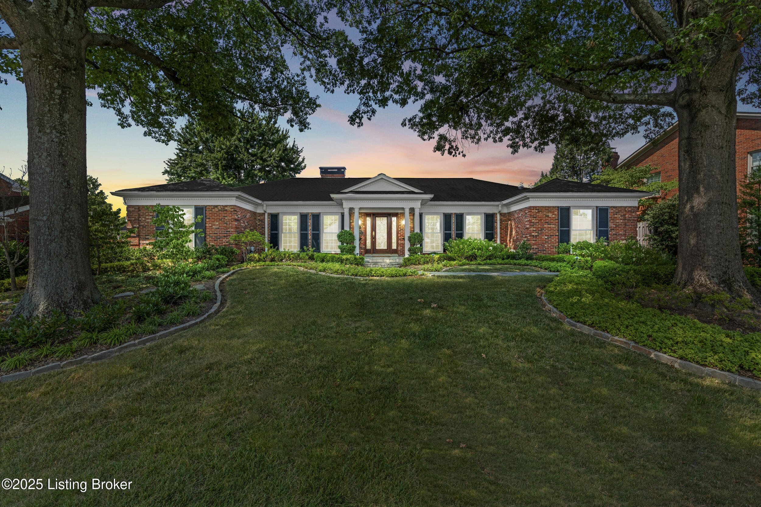3012 Hayfield Dr