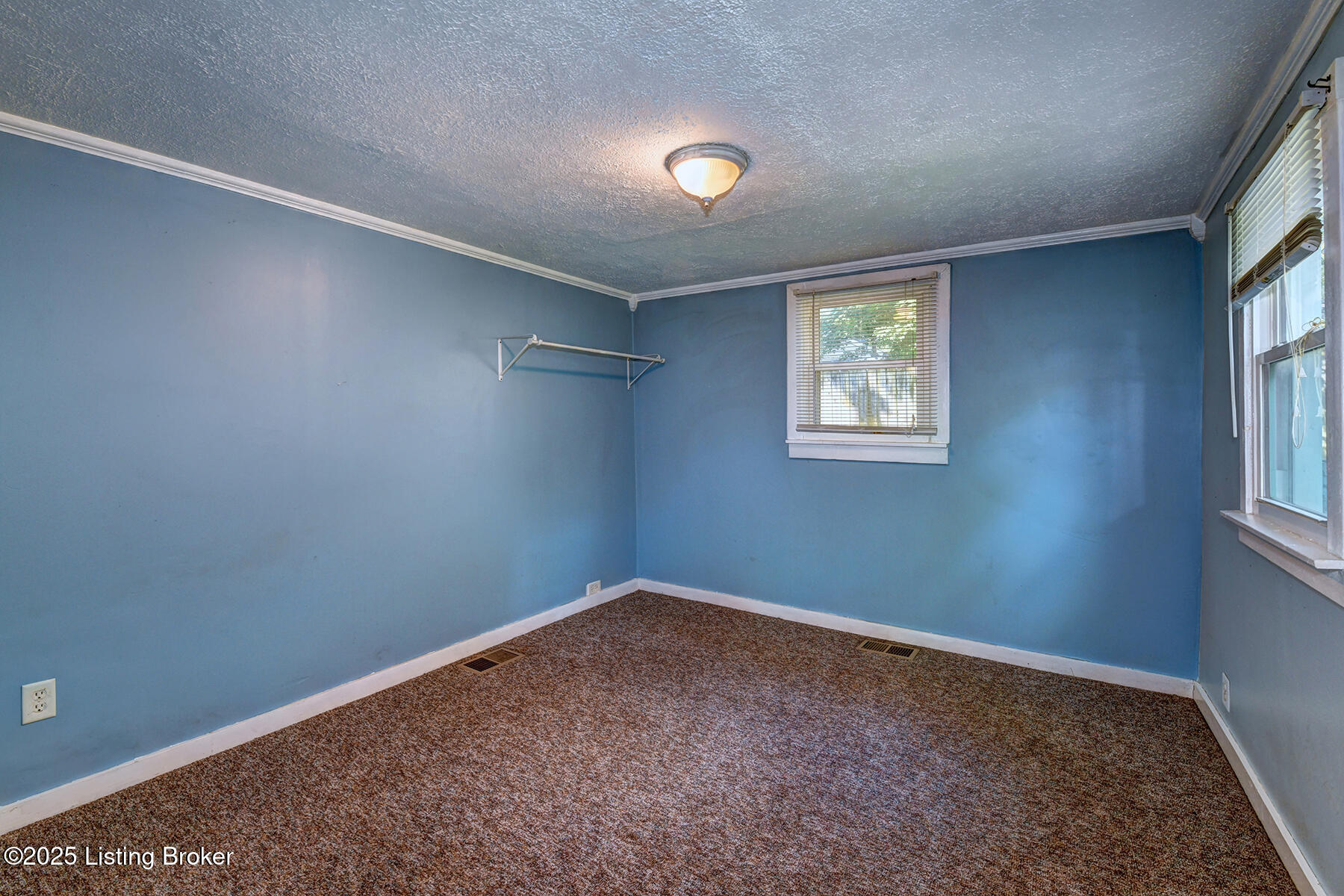 1316 Hoertz Ave