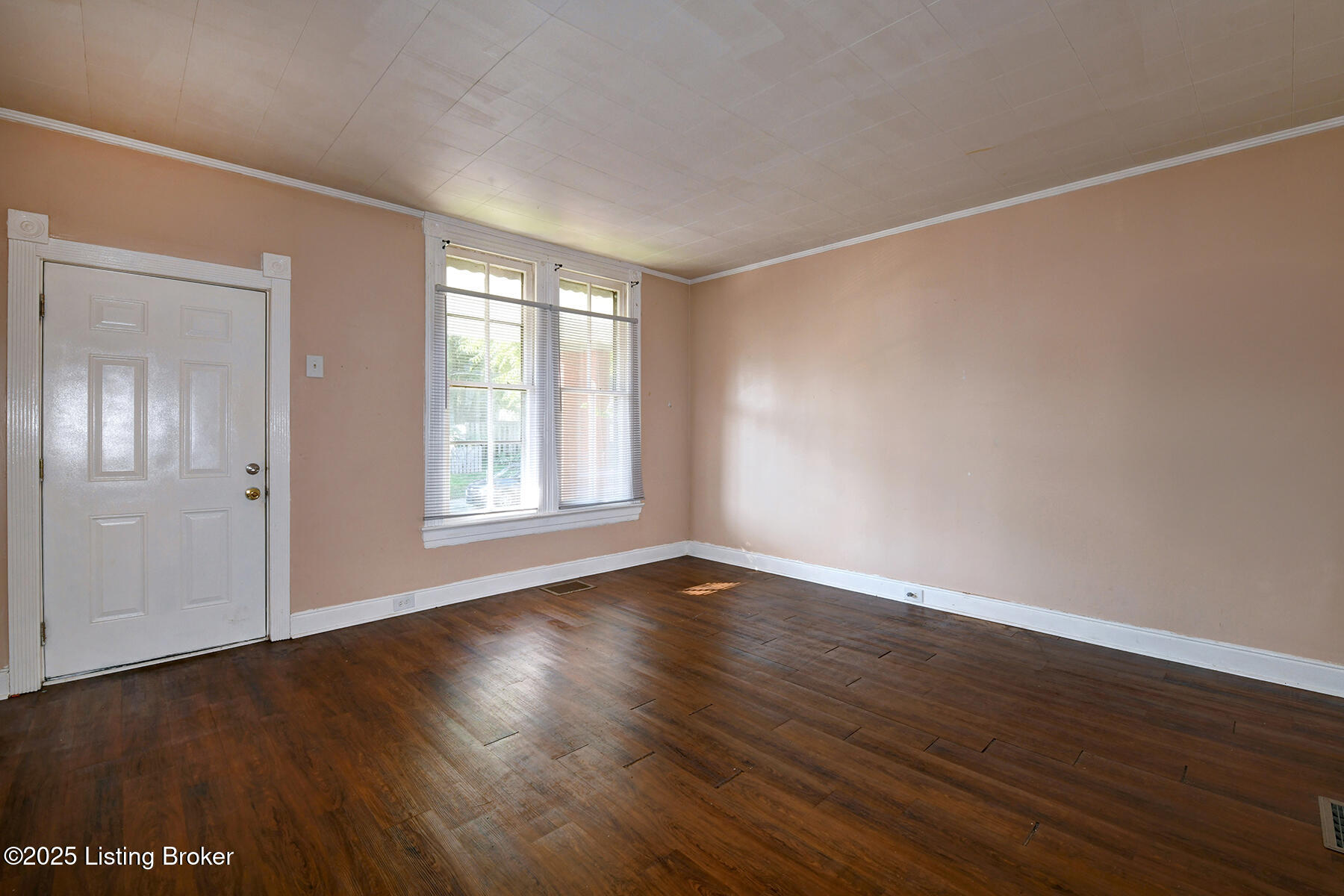 1316 Hoertz Ave
