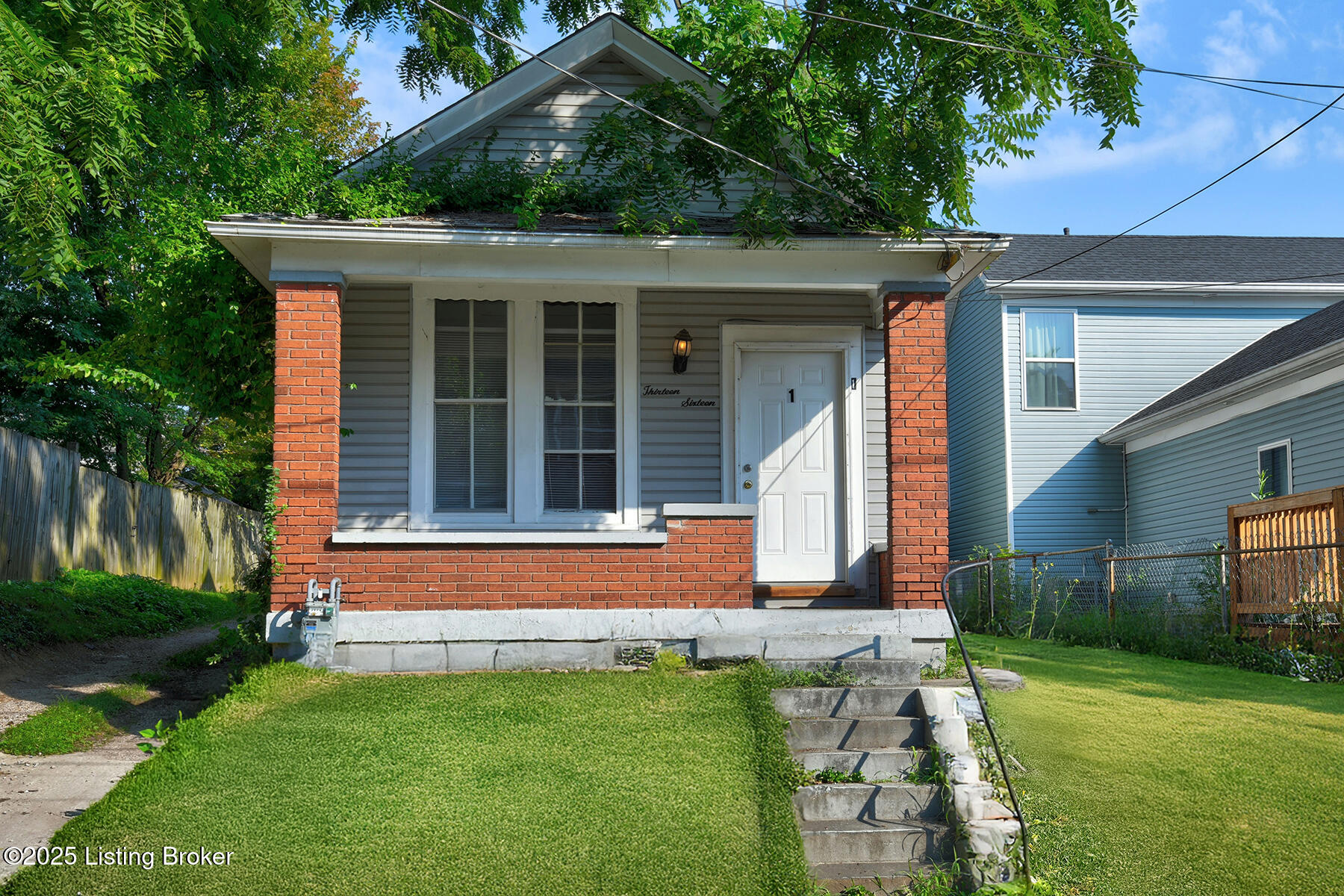 1316 Hoertz Ave