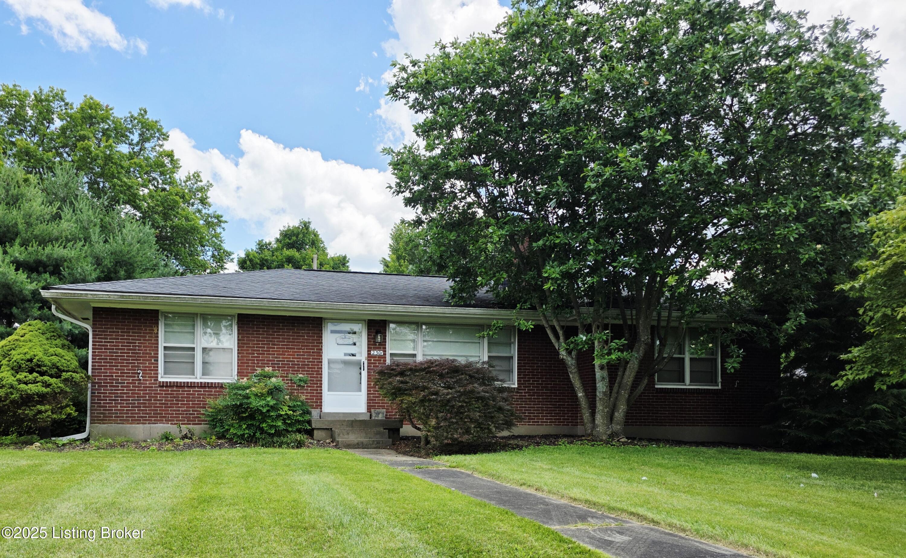 2301 Janlyn Rd