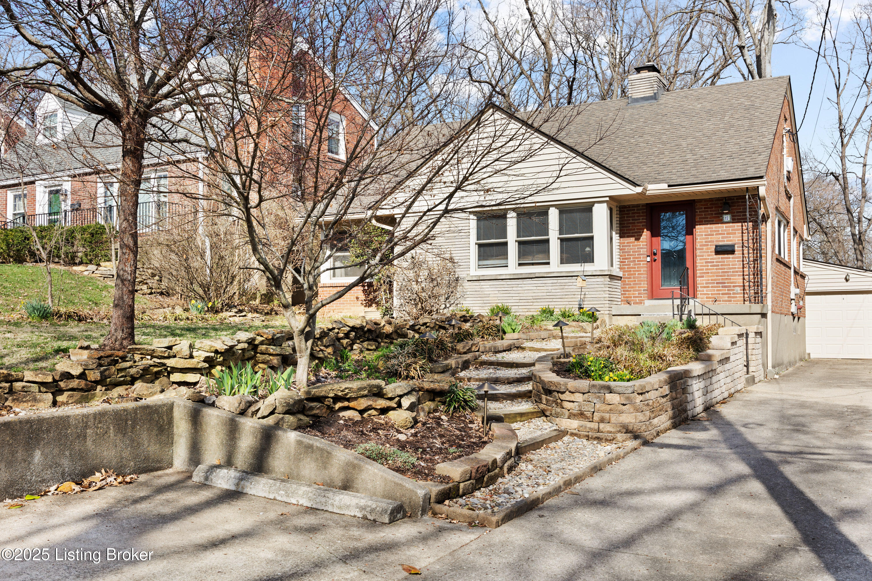 17 Denham Rd