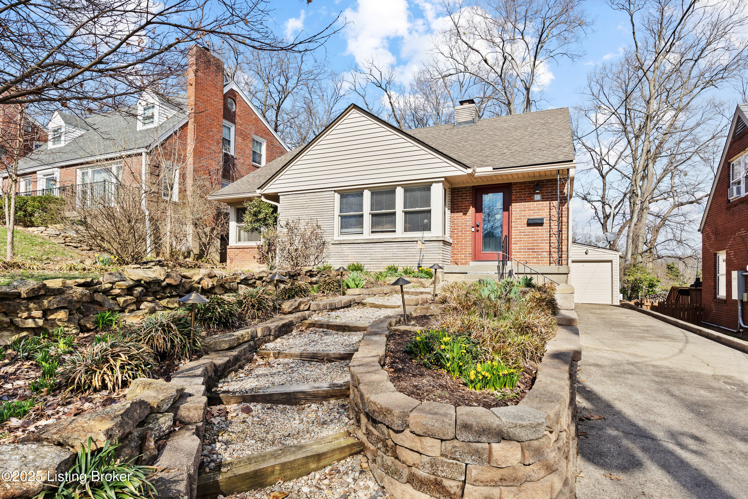 17 Denham Rd