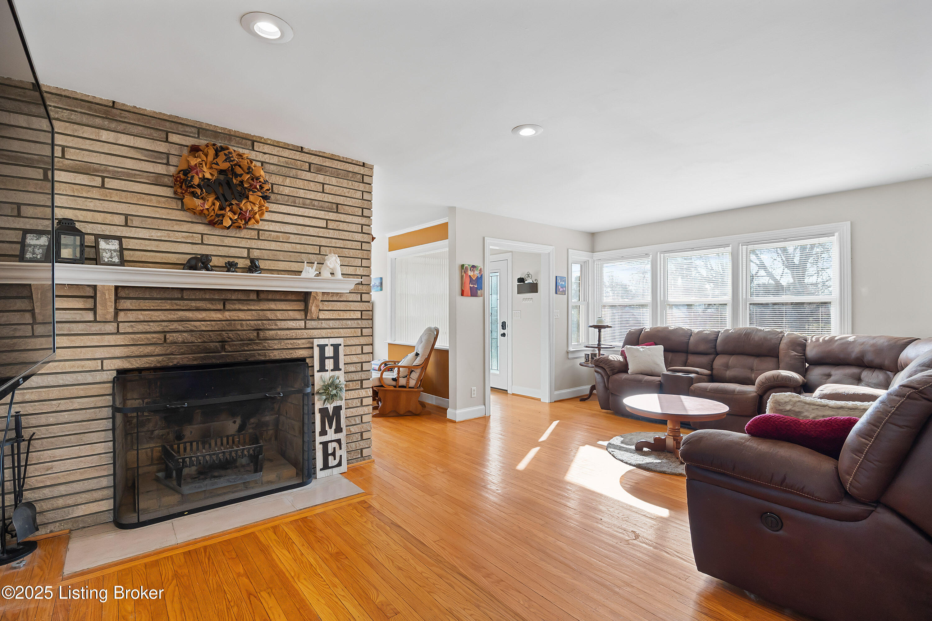 17 Denham Rd