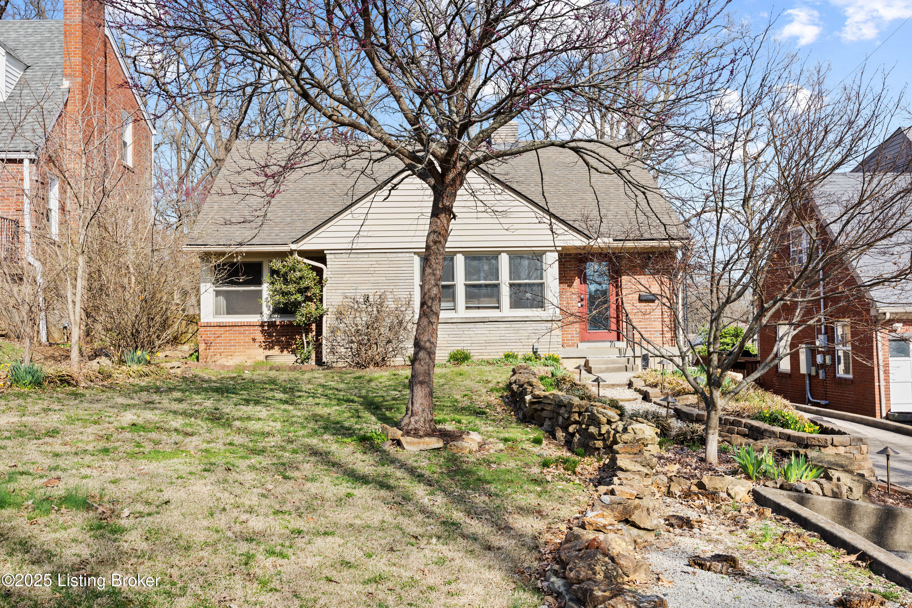 17 Denham Rd