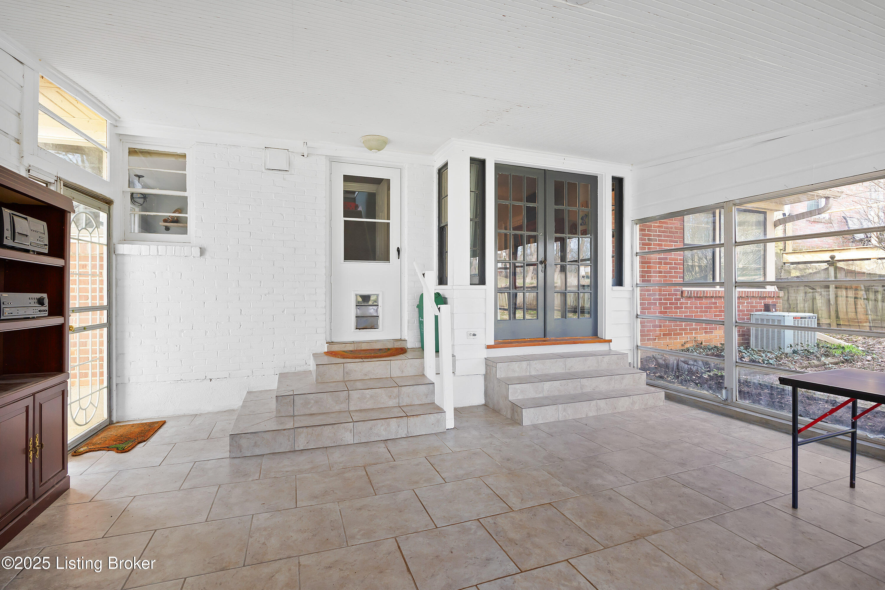 17 Denham Rd