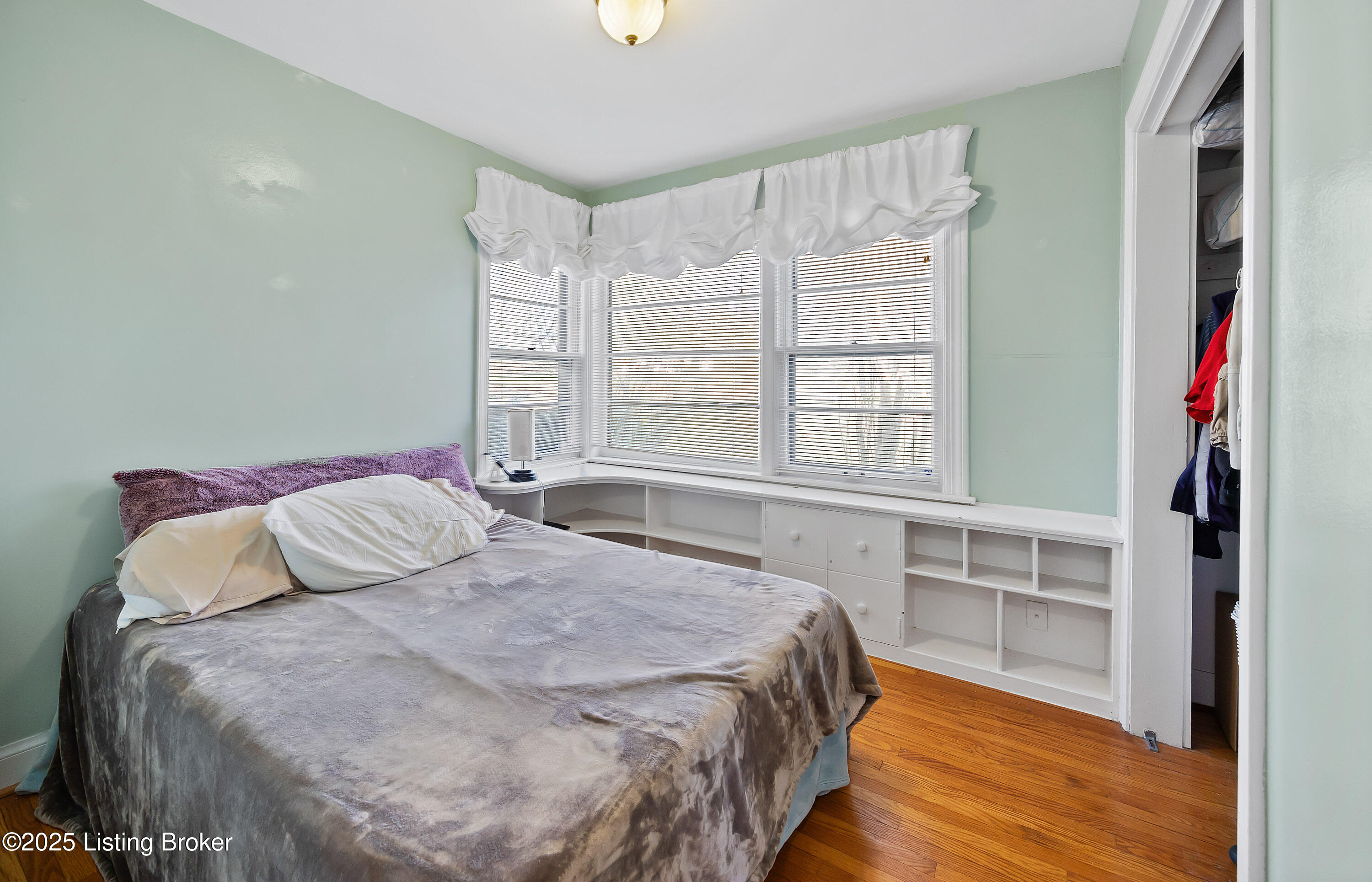 17 Denham Rd