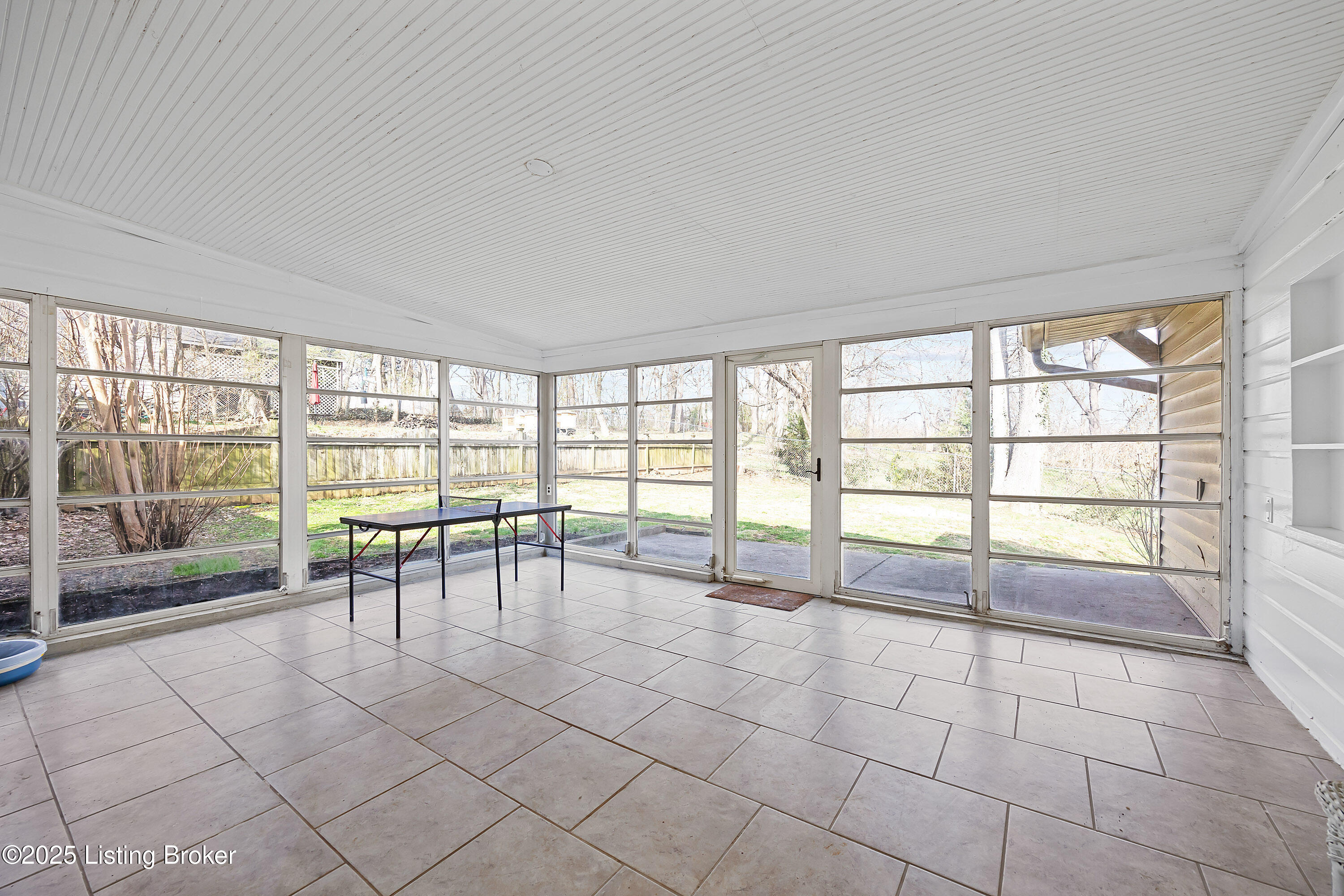 17 Denham Rd