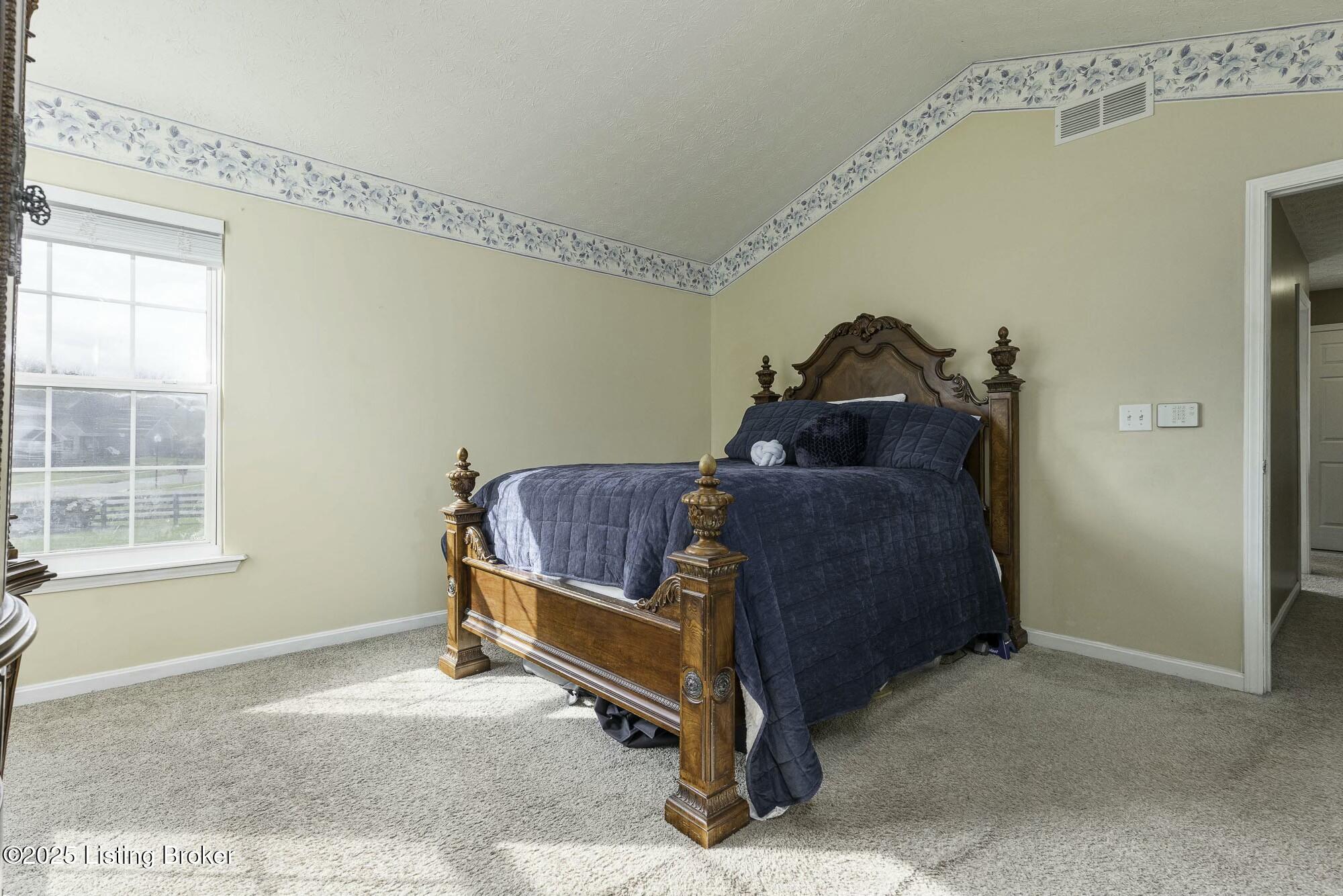 5928 Saddle Blanket Dr