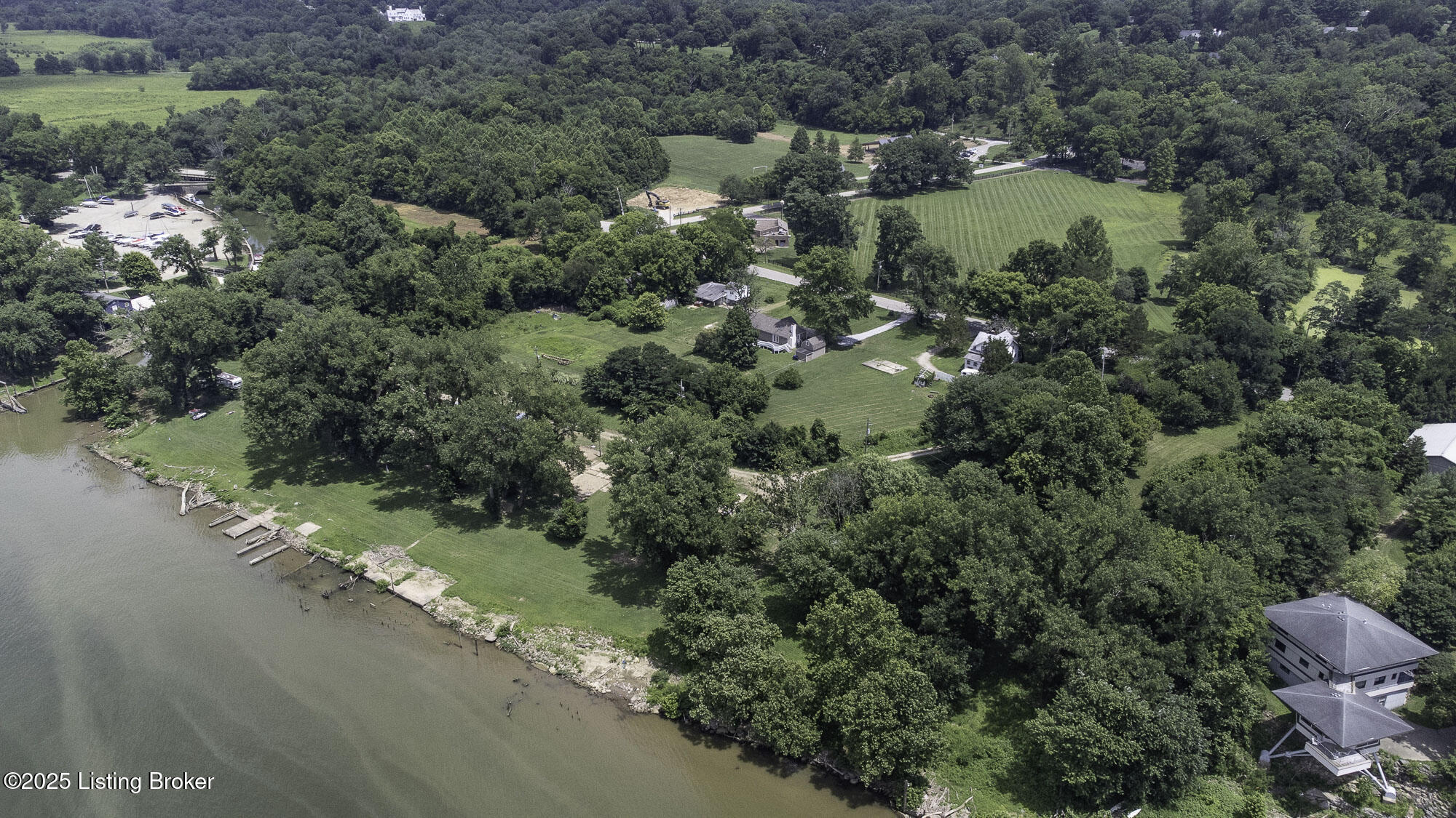 5209 River Rd