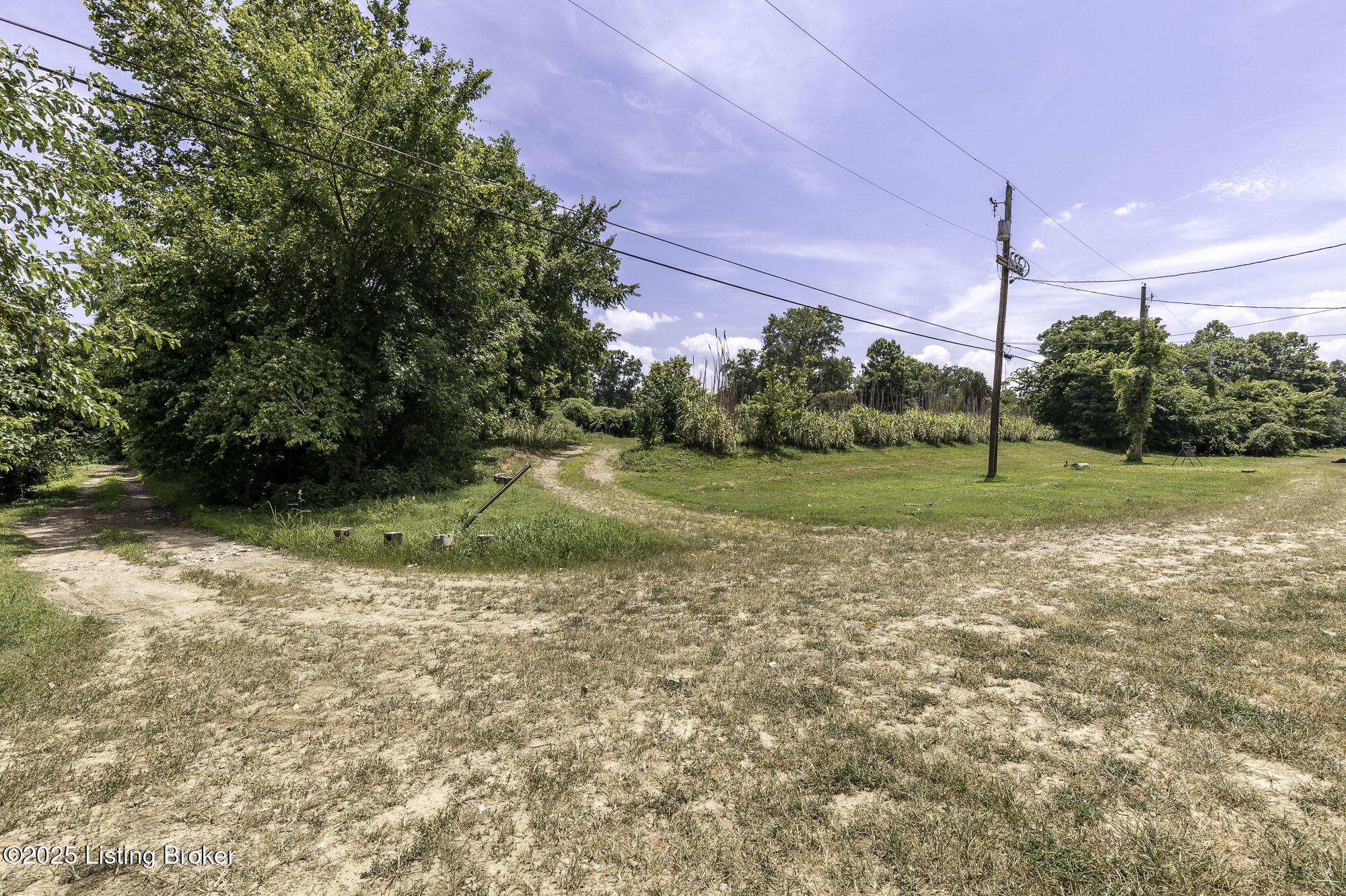 5209 River Rd