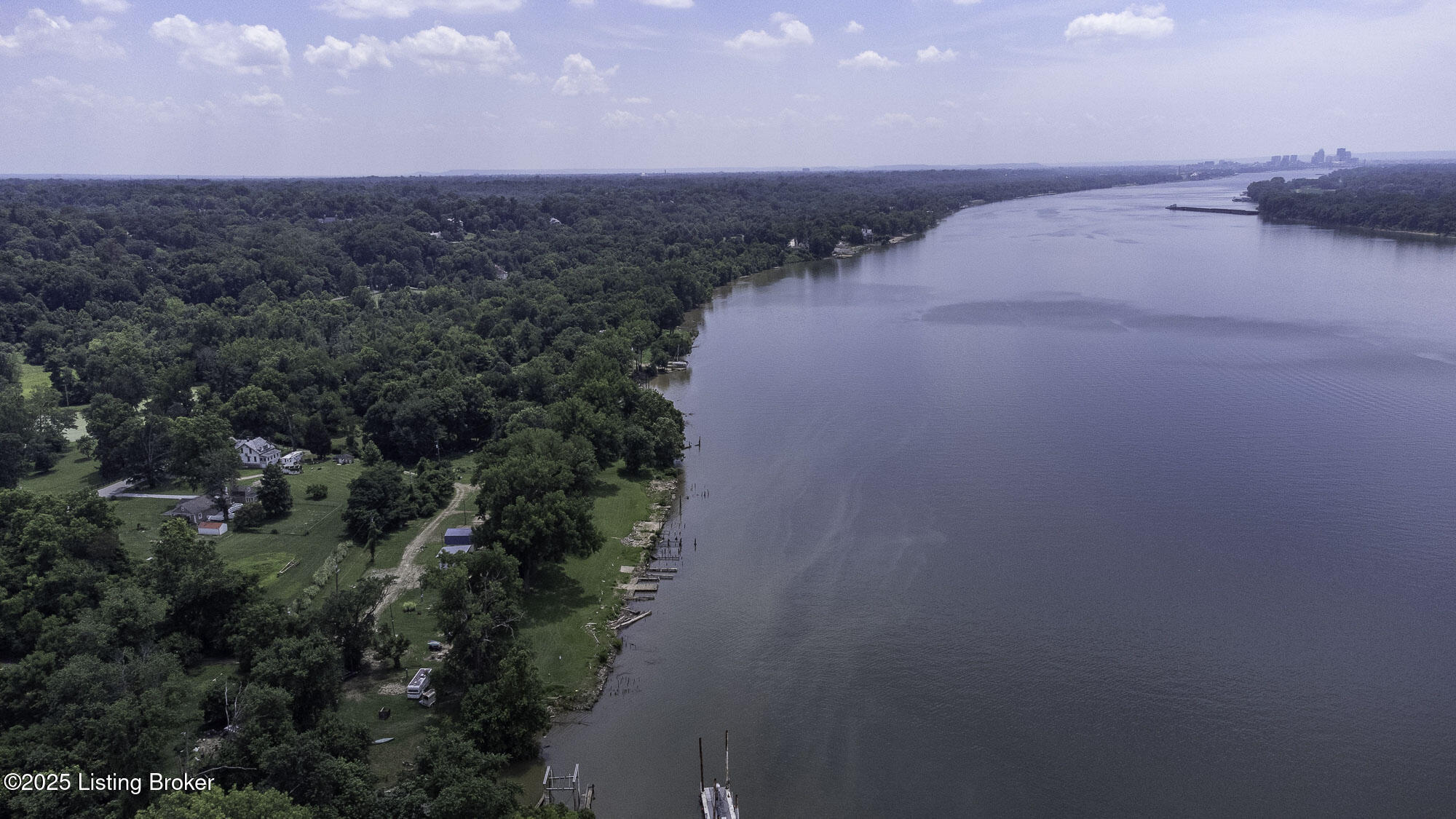 5209 River Rd