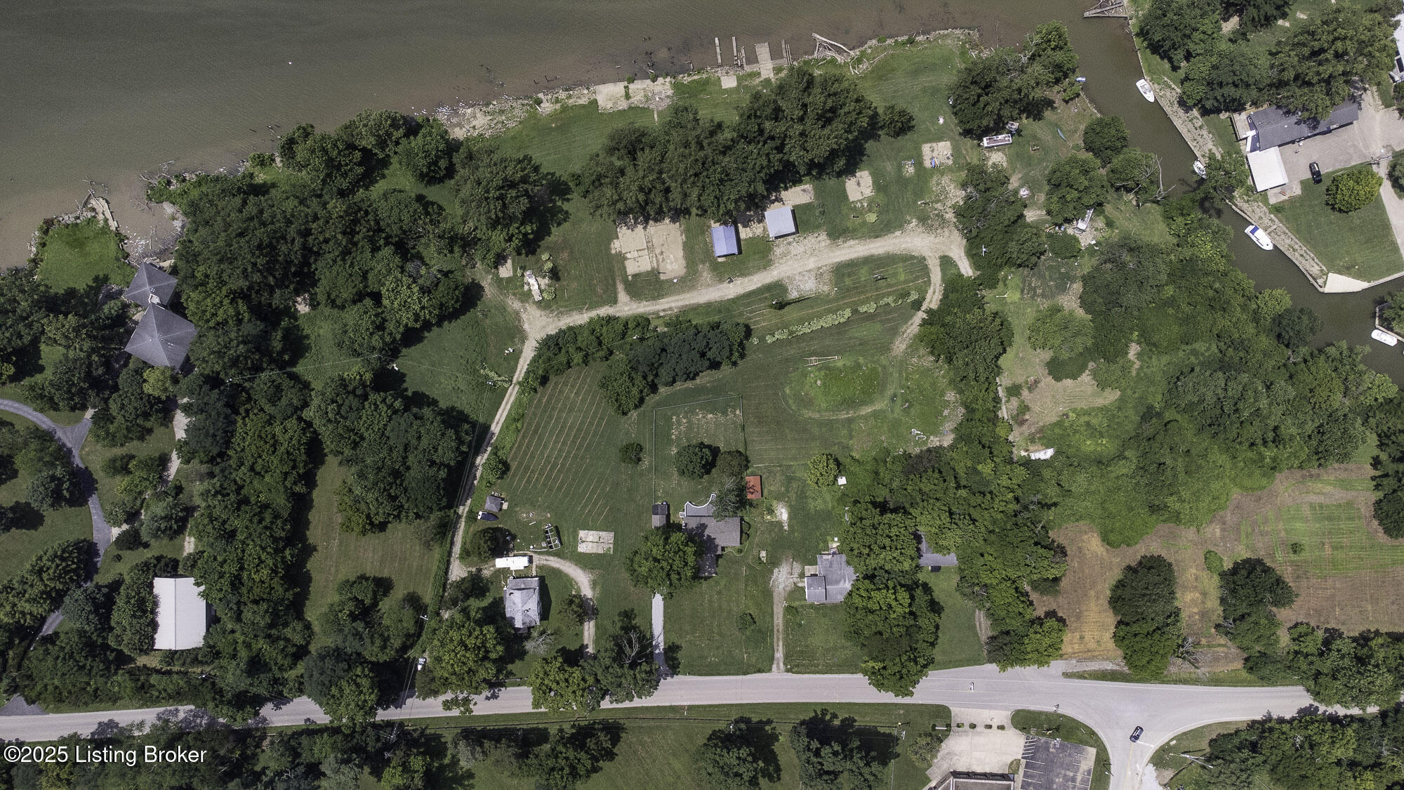 5209 River Rd
