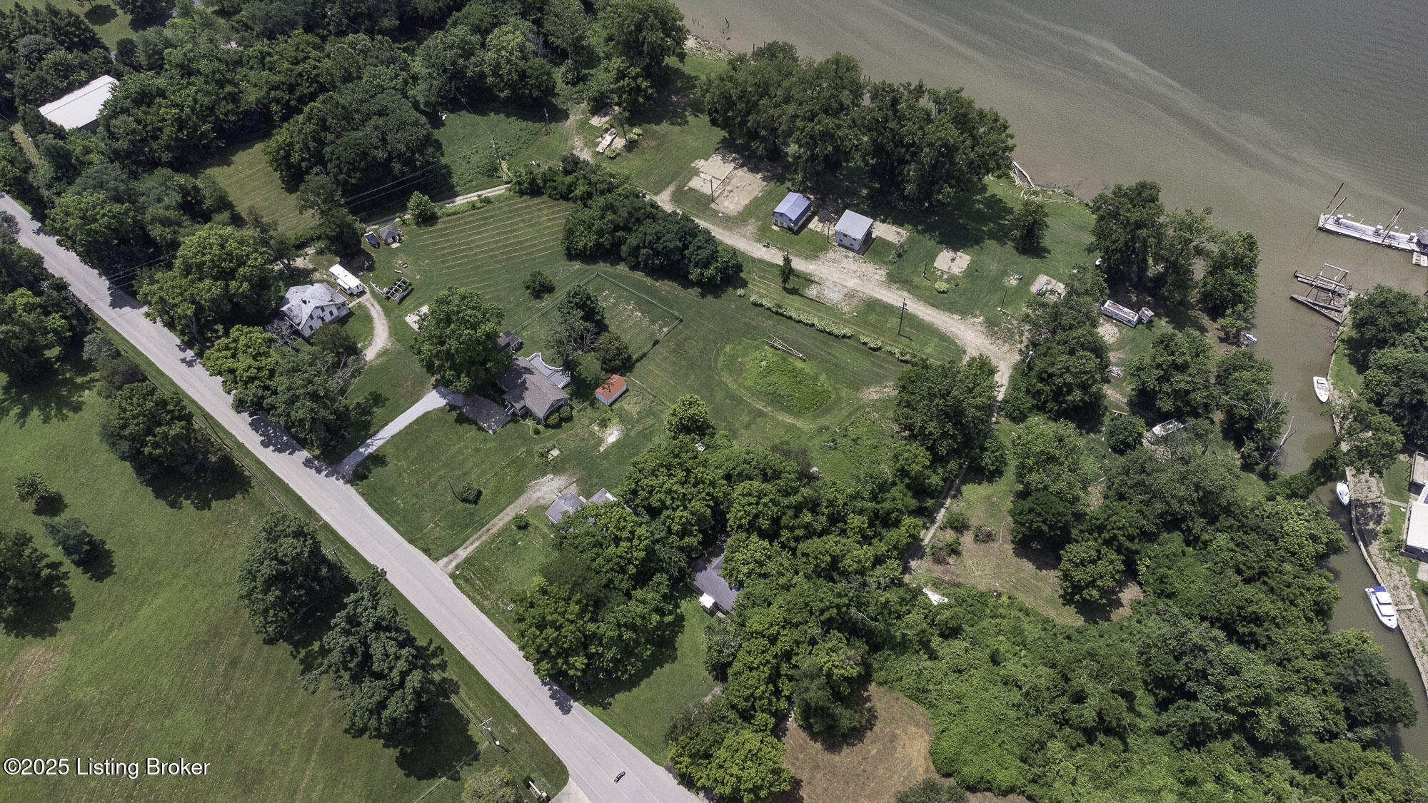 5209 River Rd