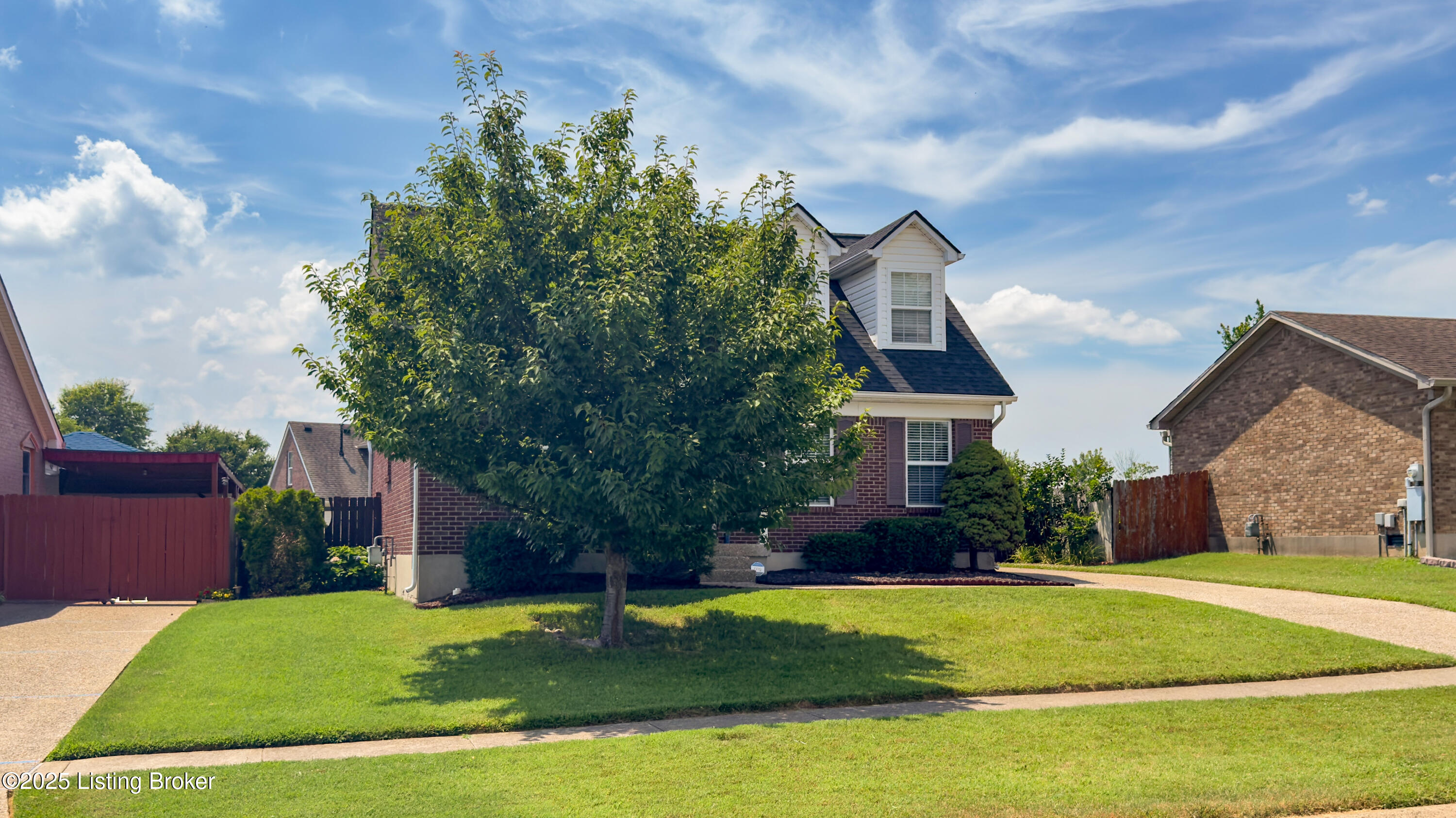 9904 Lancewood Rd