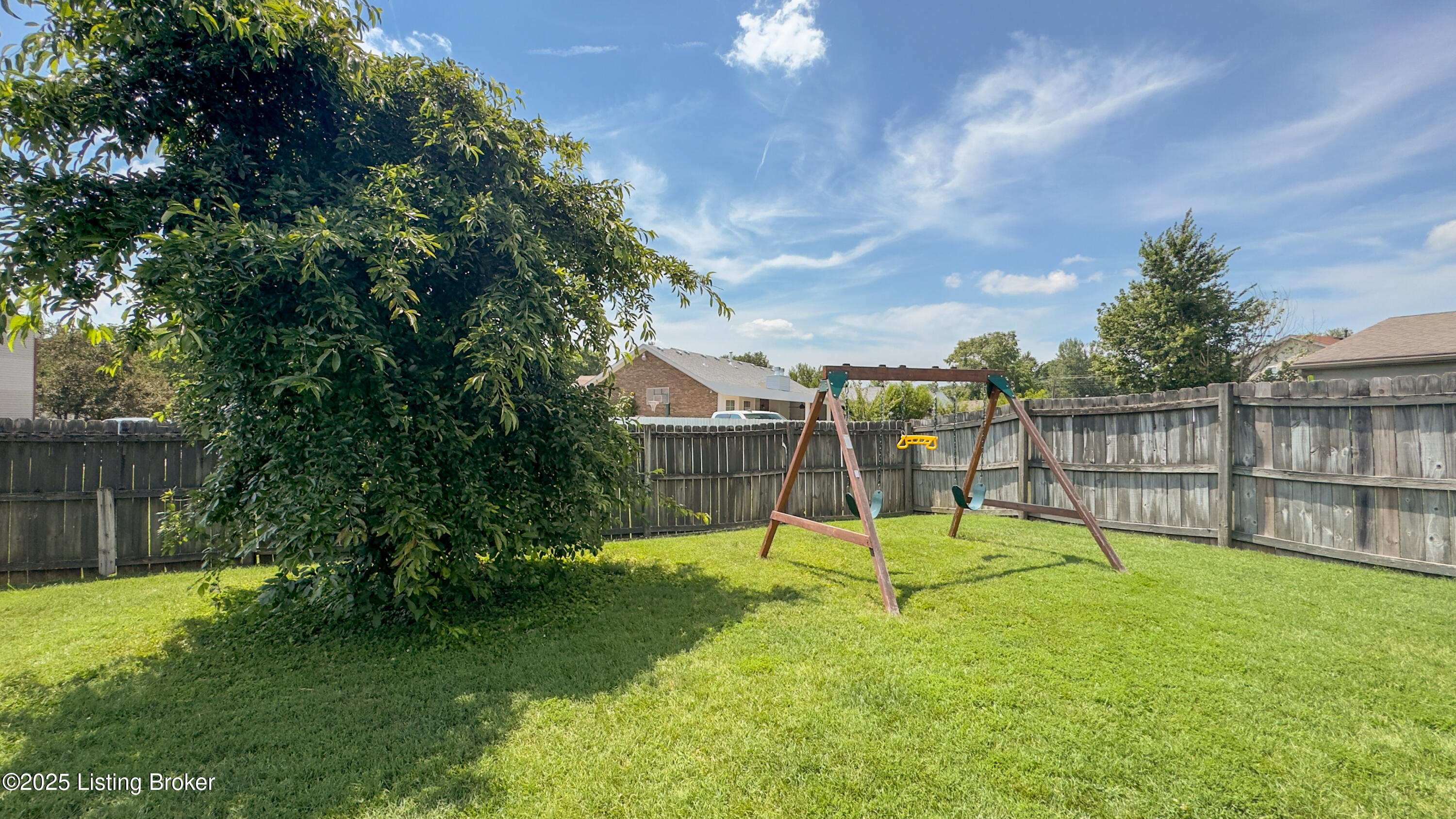 9904 Lancewood Rd