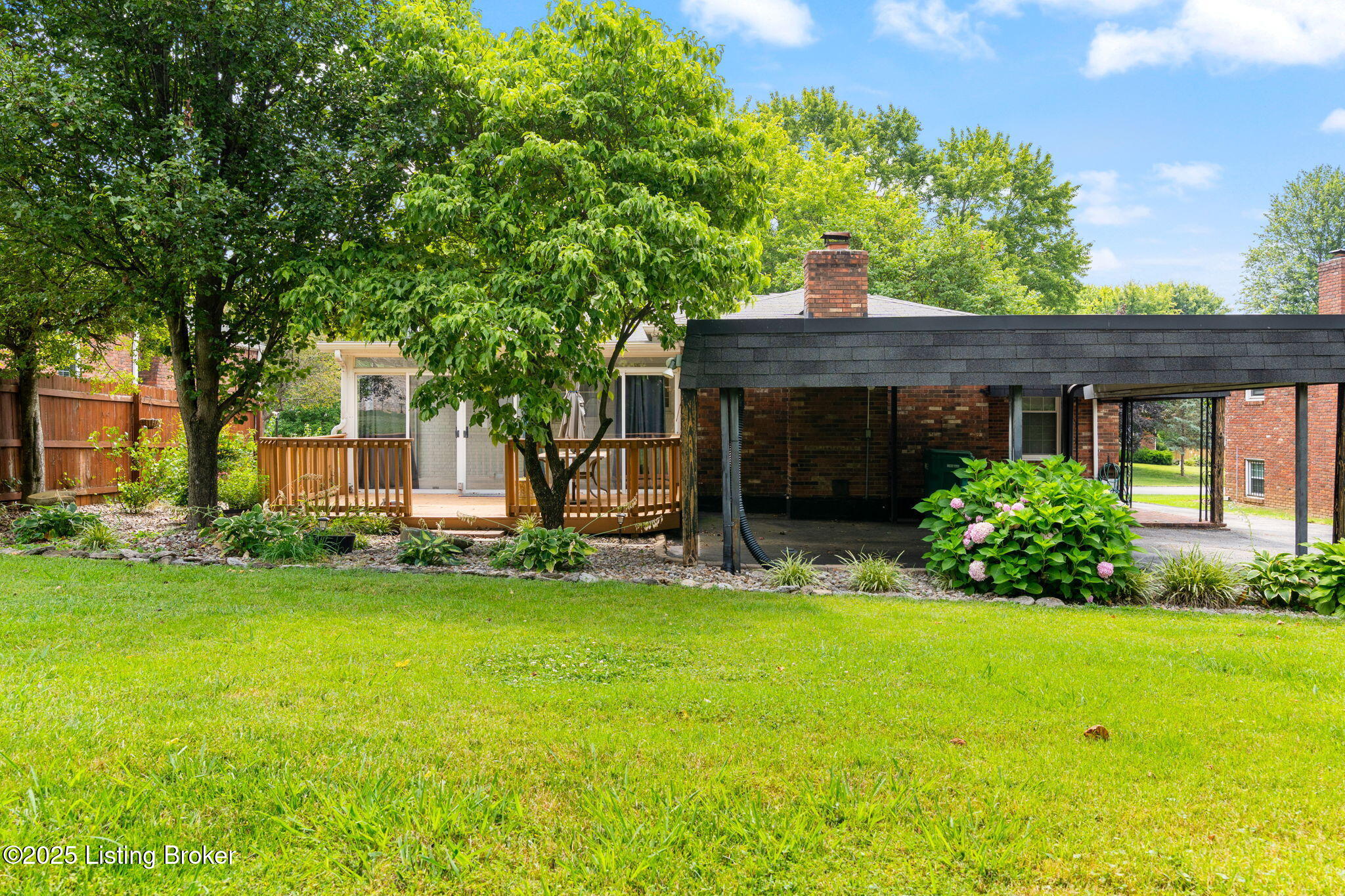3420 Gonewind Dr