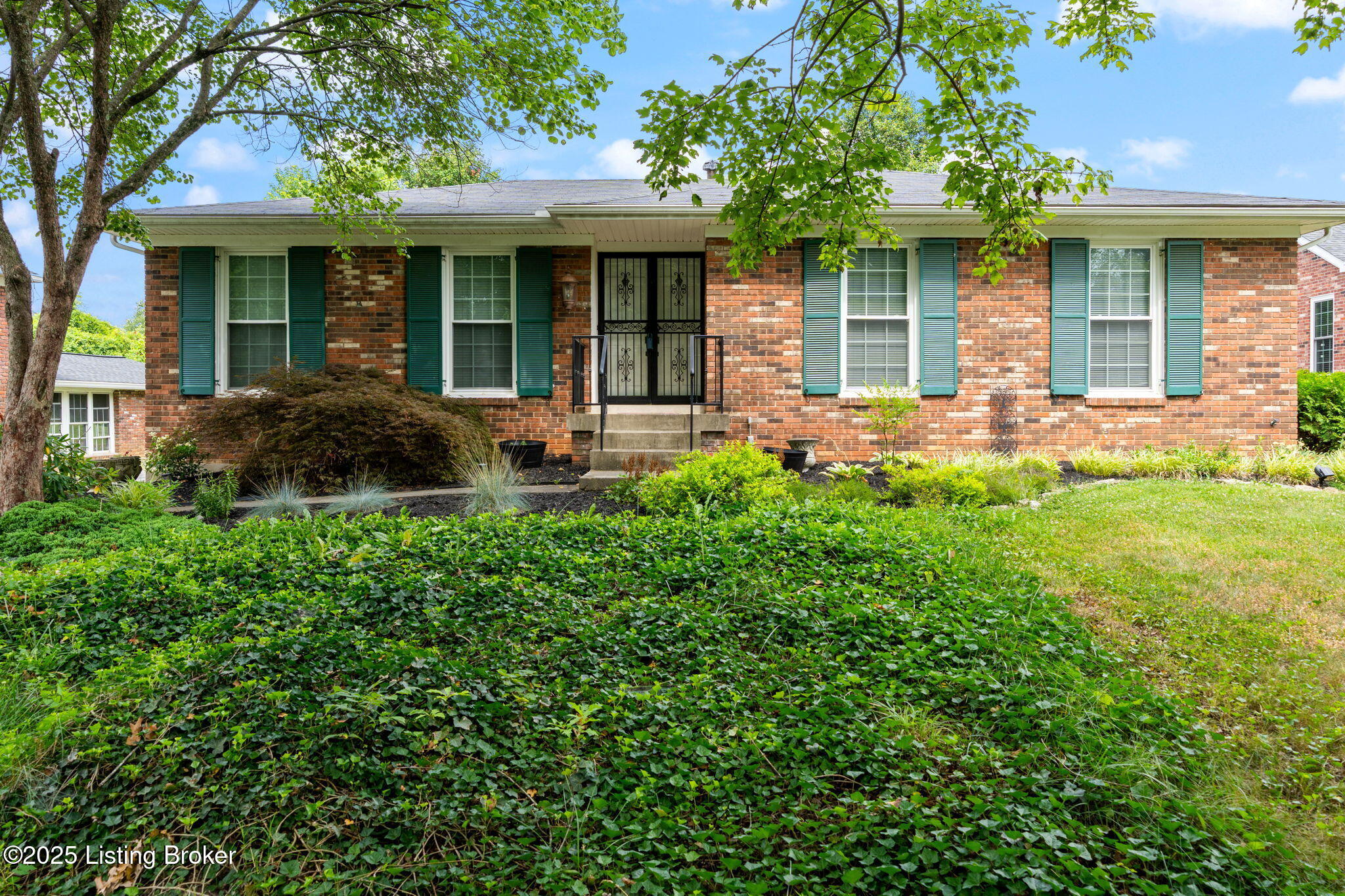 3420 Gonewind Dr