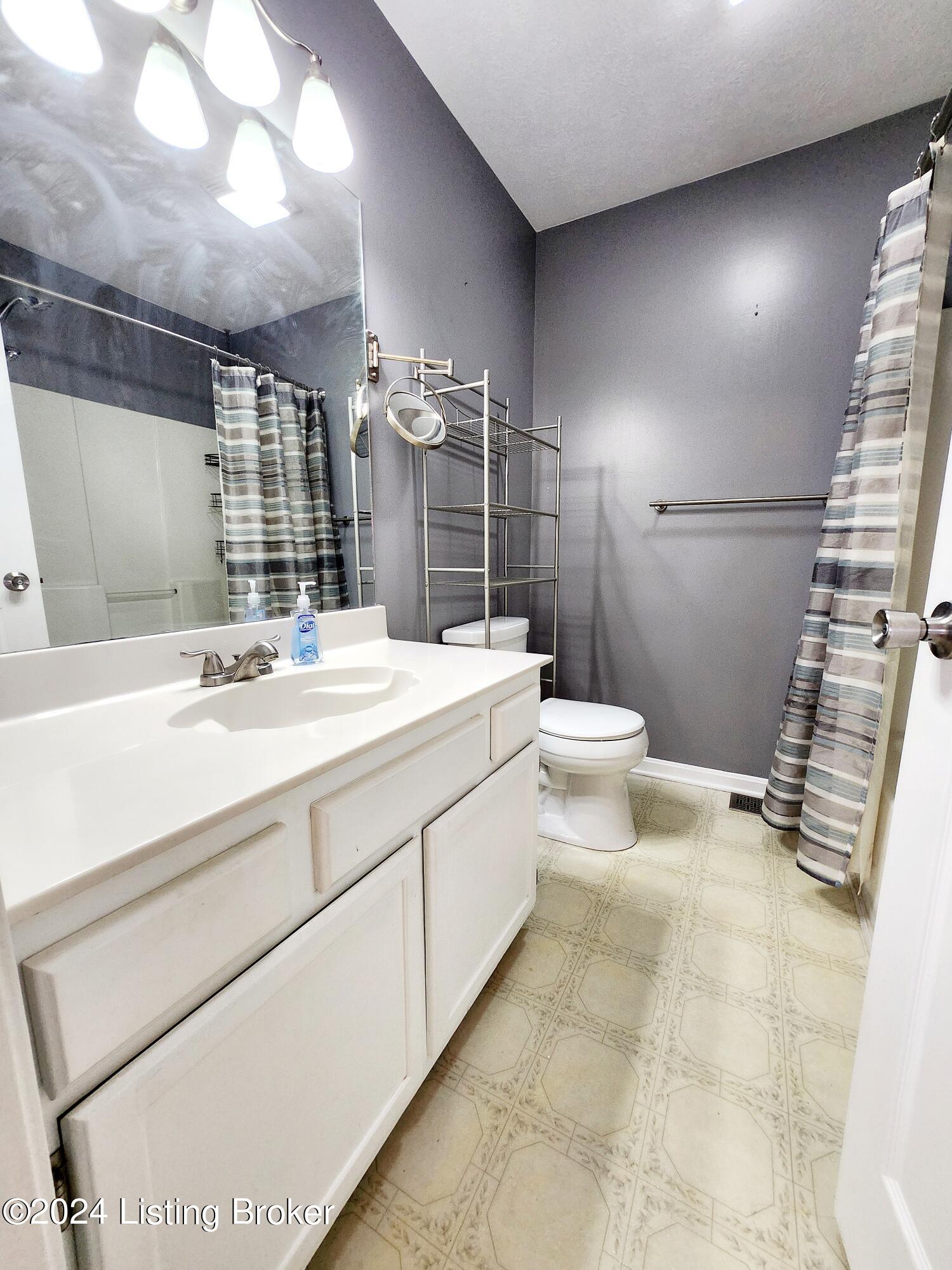 10903 Aspenview Ct
