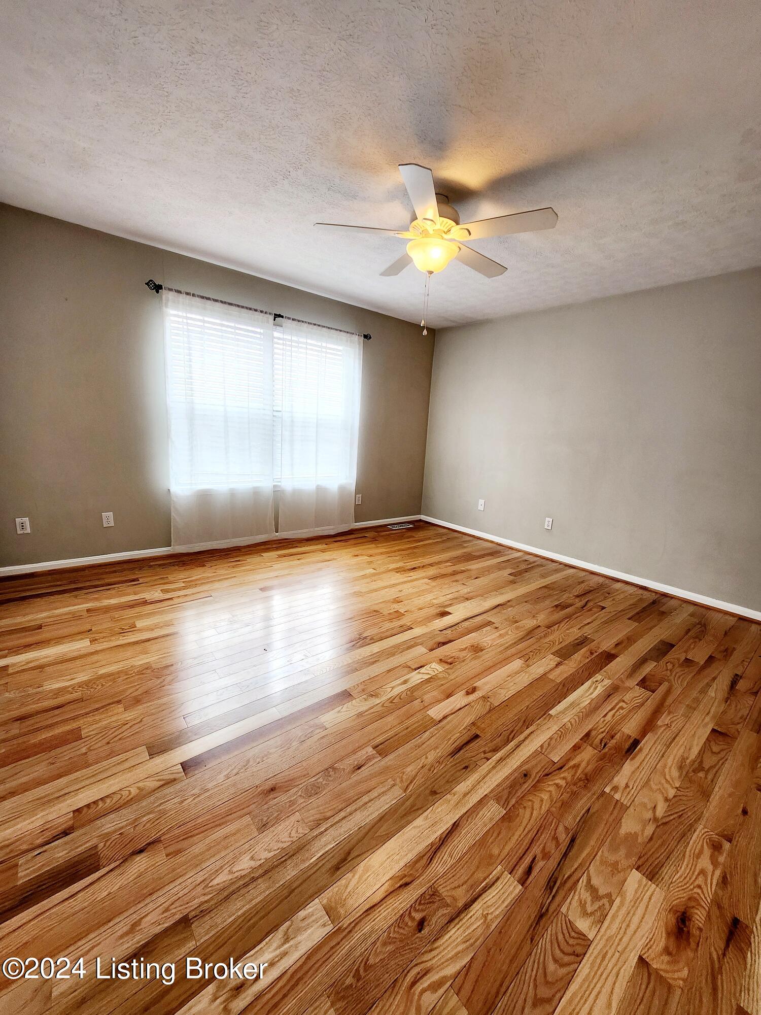 10903 Aspenview Ct