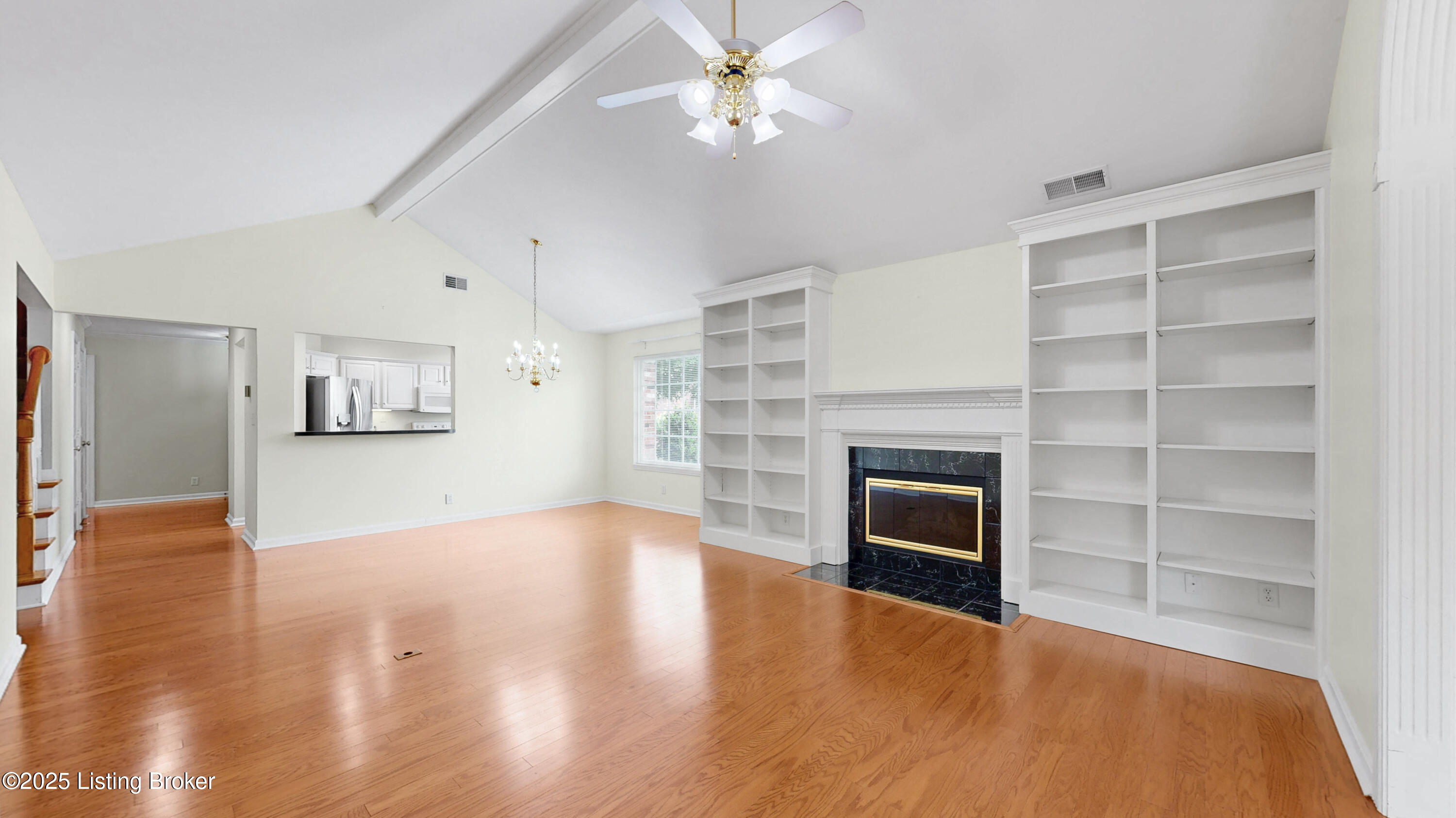 4105 Lilac Vista Dr