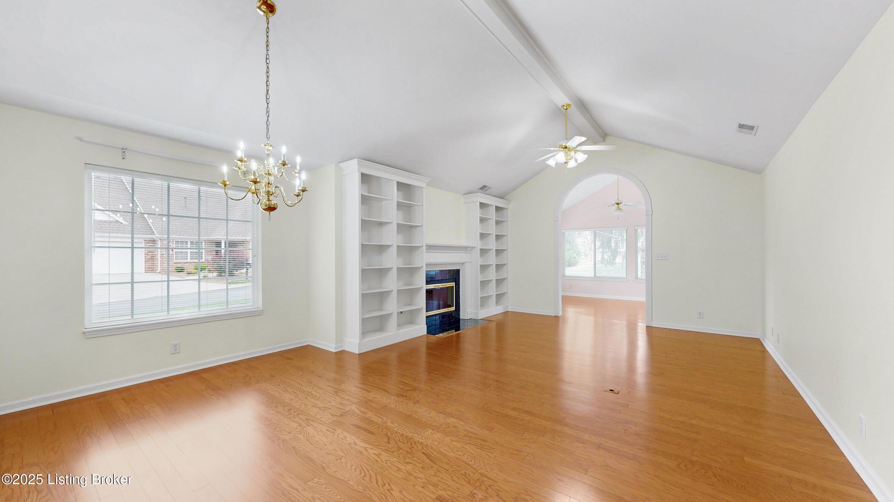 4105 Lilac Vista Dr