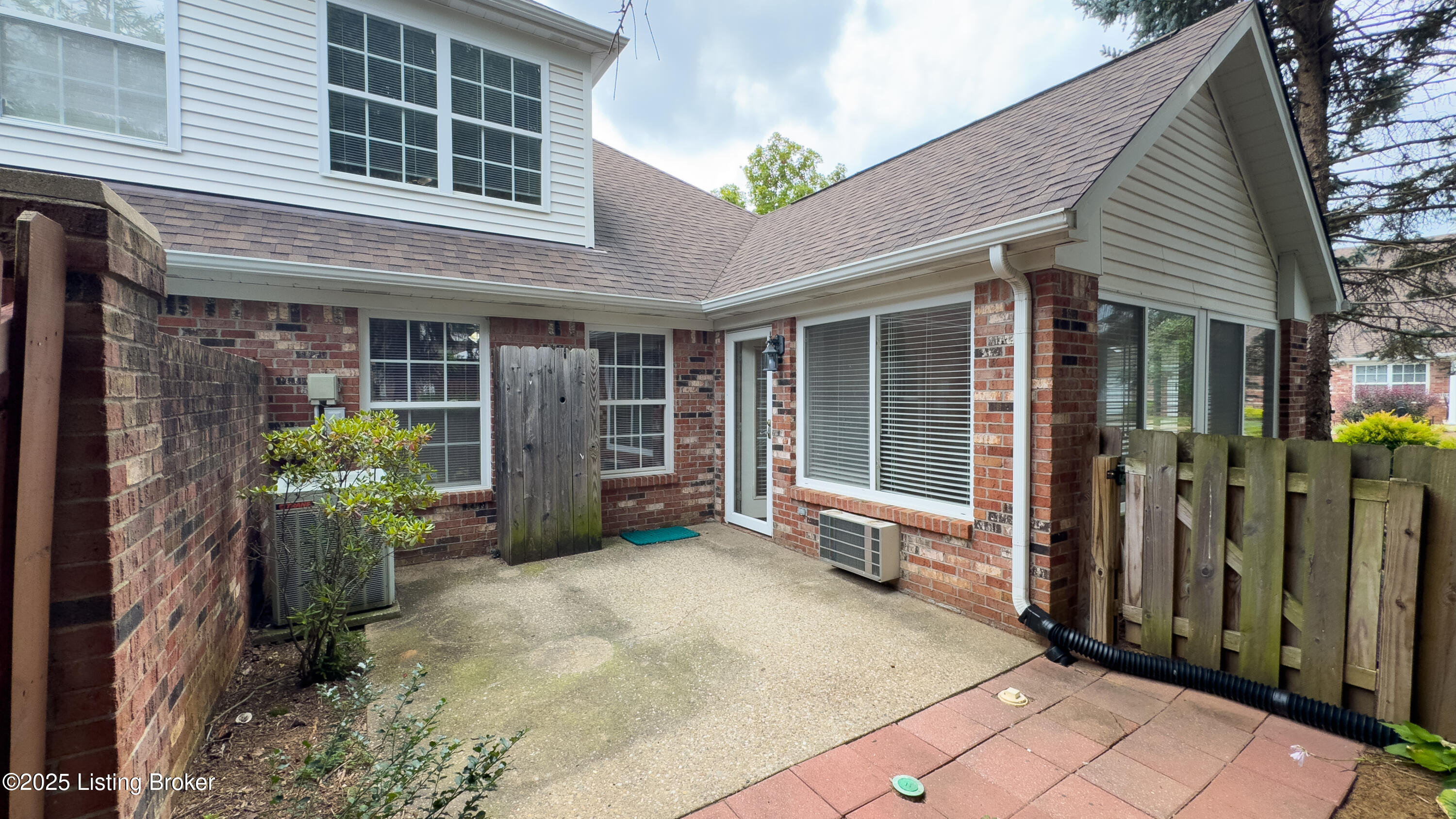 4105 Lilac Vista Dr