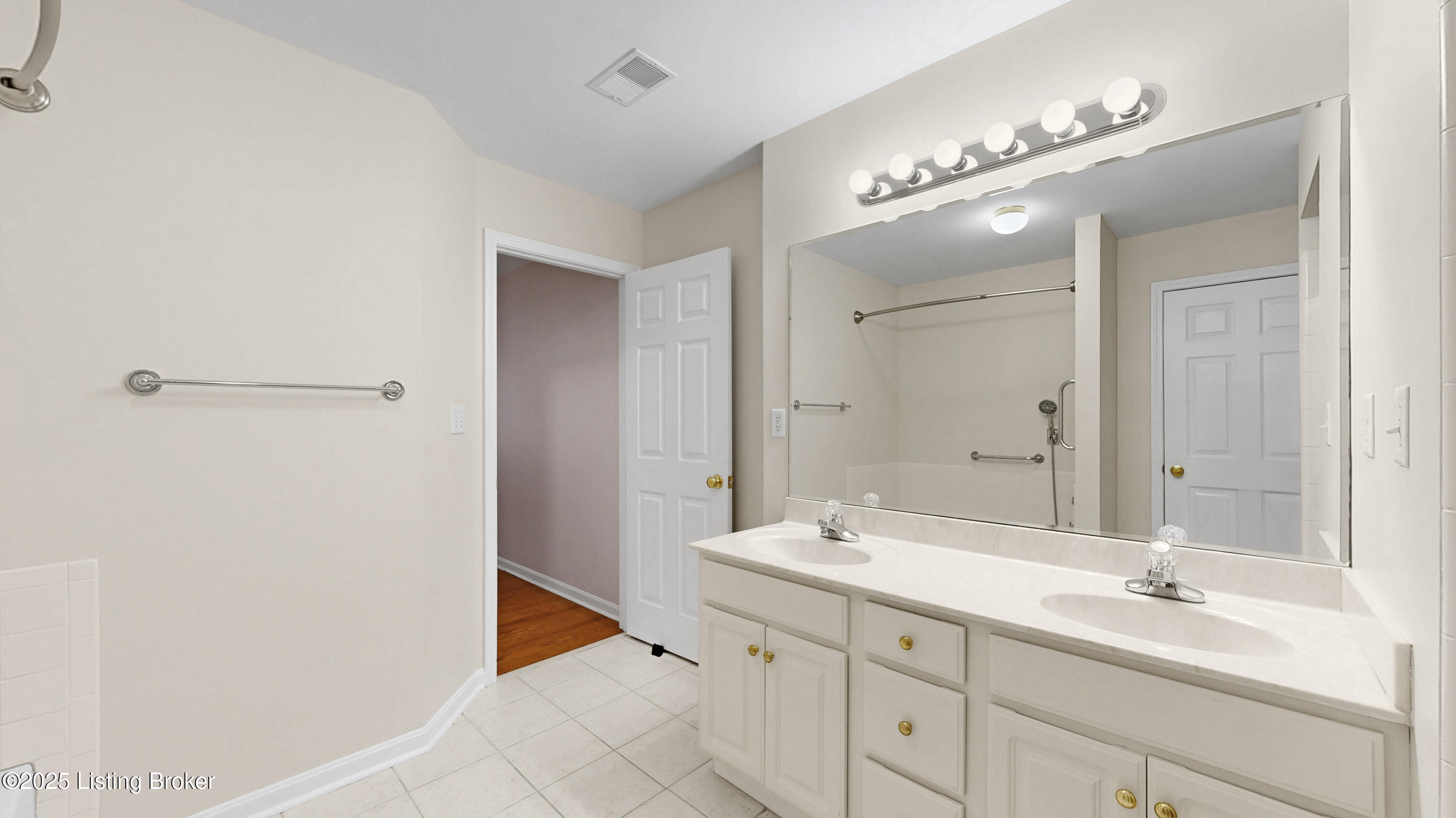 4105 Lilac Vista Dr