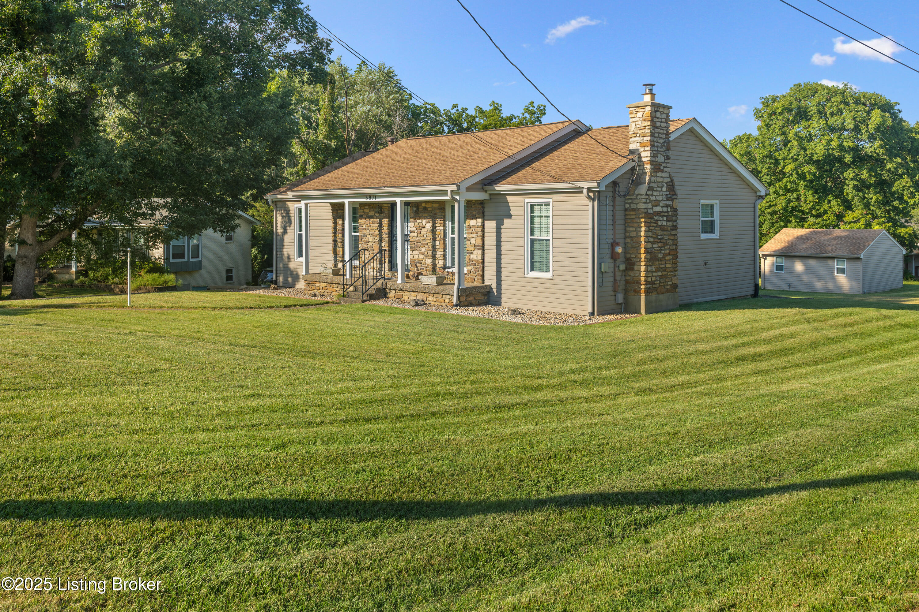 3911 Scenic Trail
