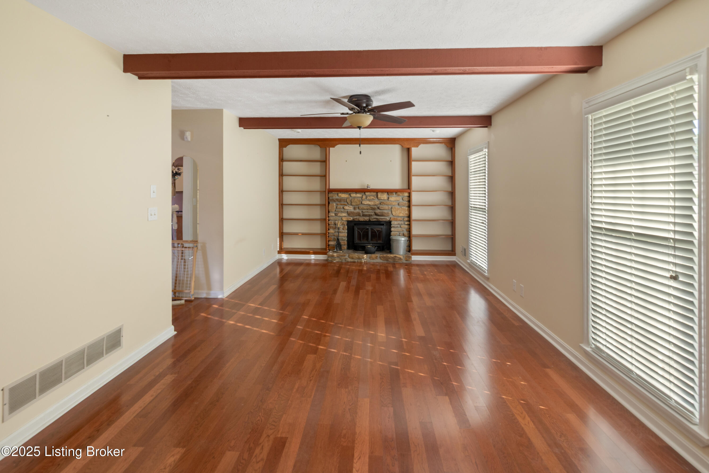 3911 Scenic Trail