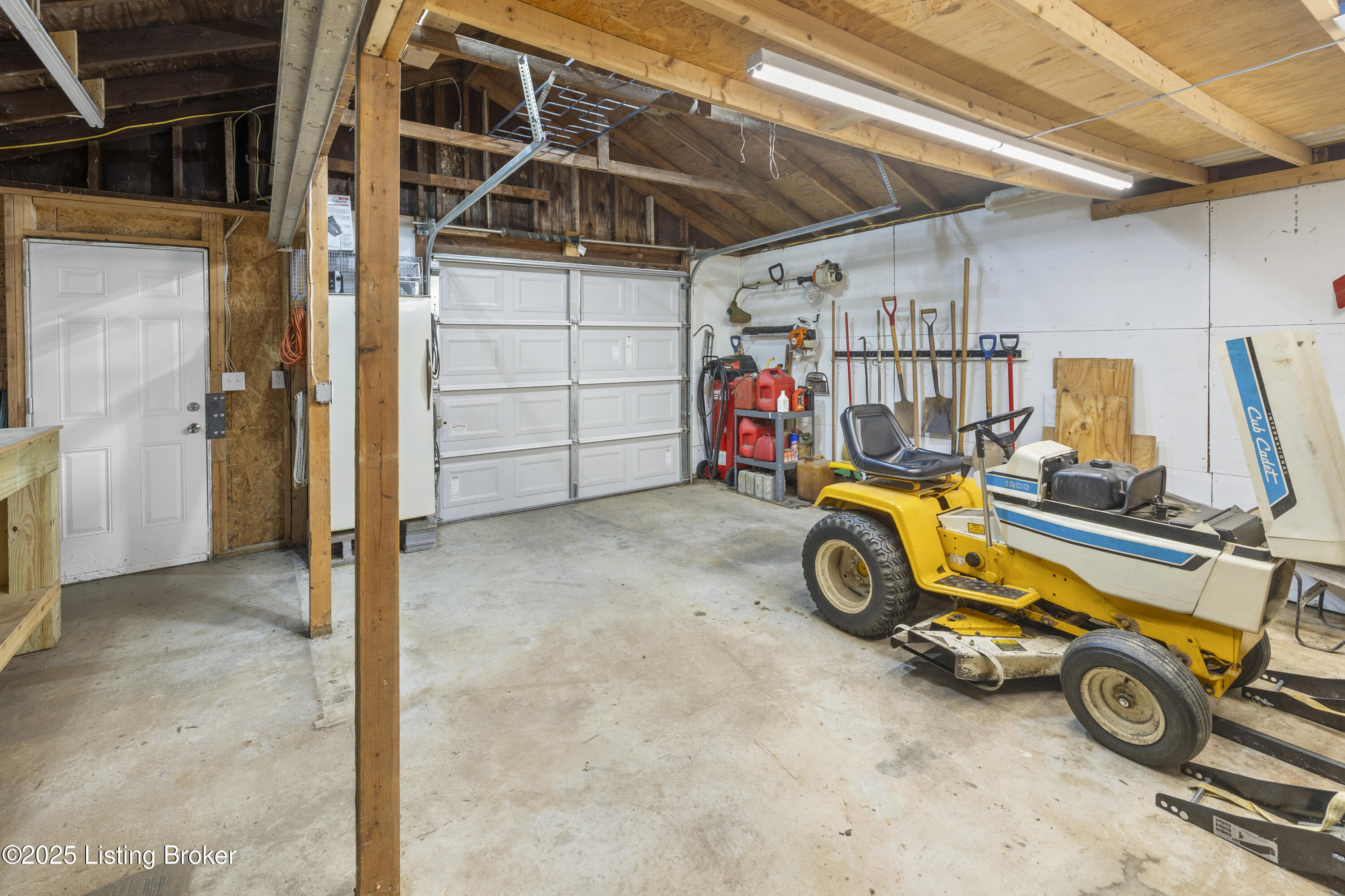 3911 Scenic Trail