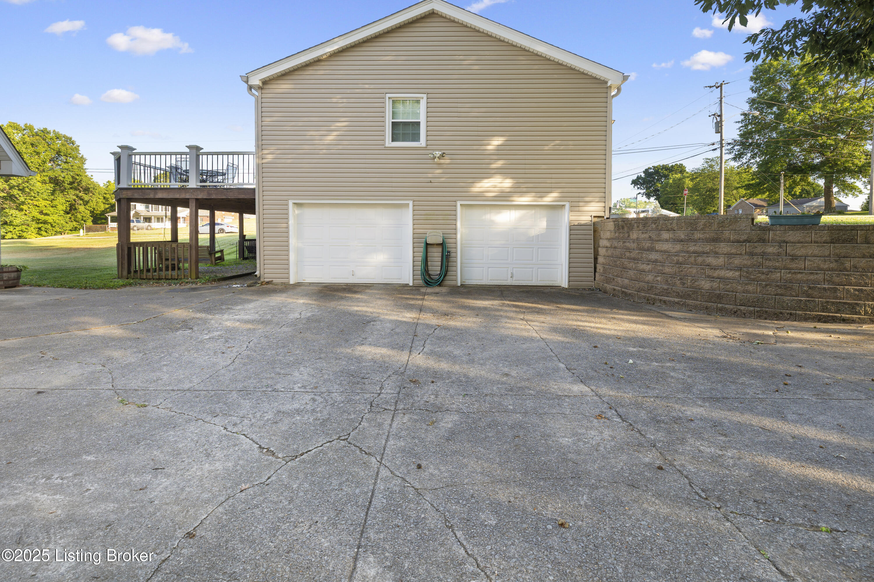 3911 Scenic Trail