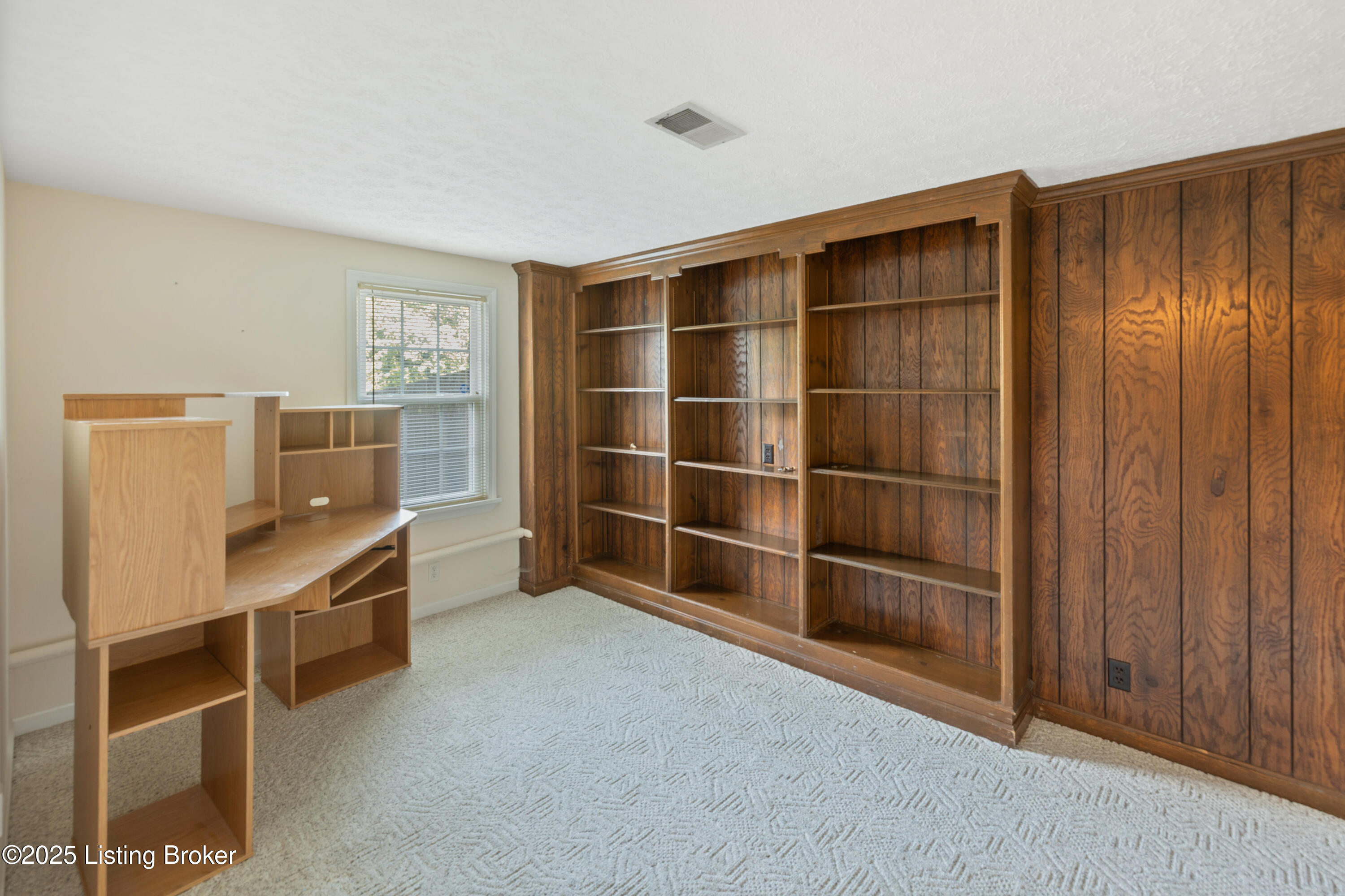 3911 Scenic Trail