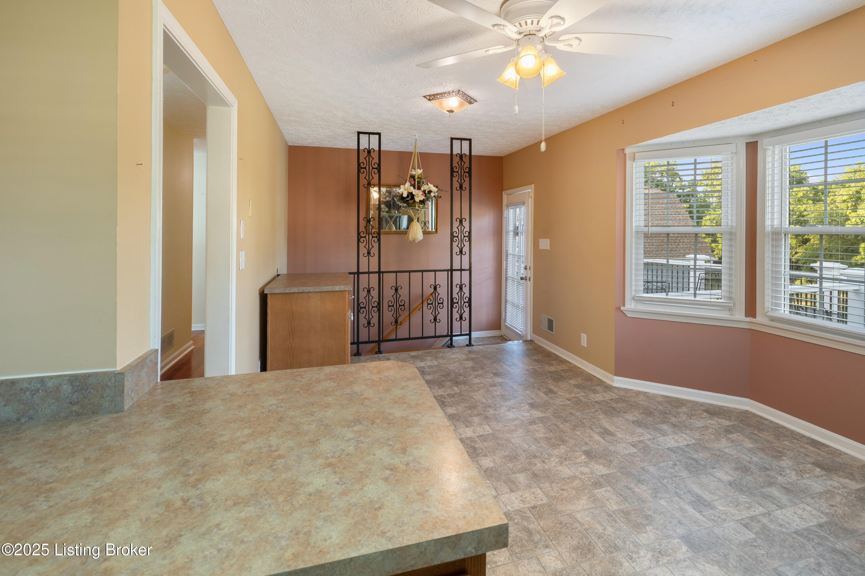 3911 Scenic Trail