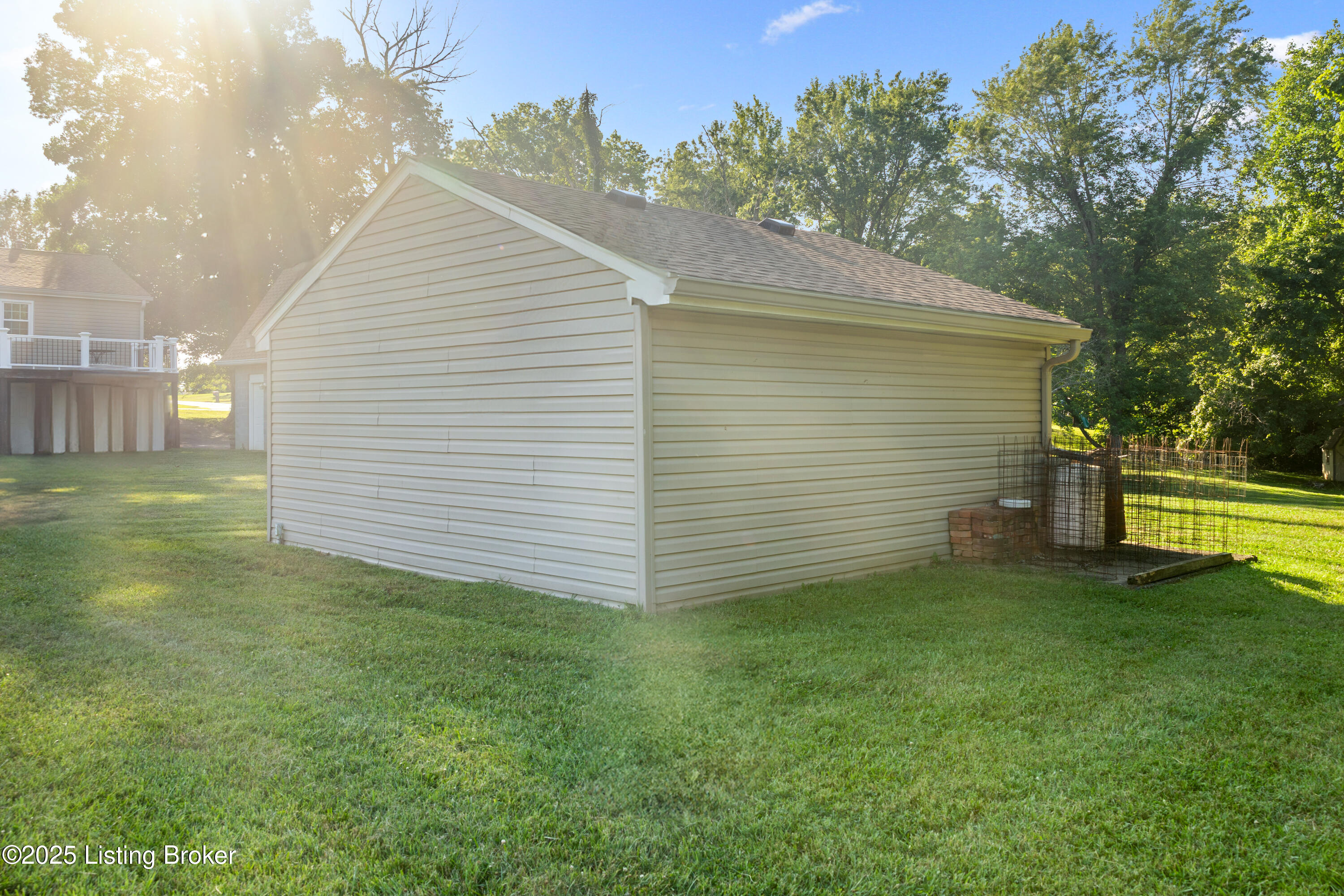 3911 Scenic Trail