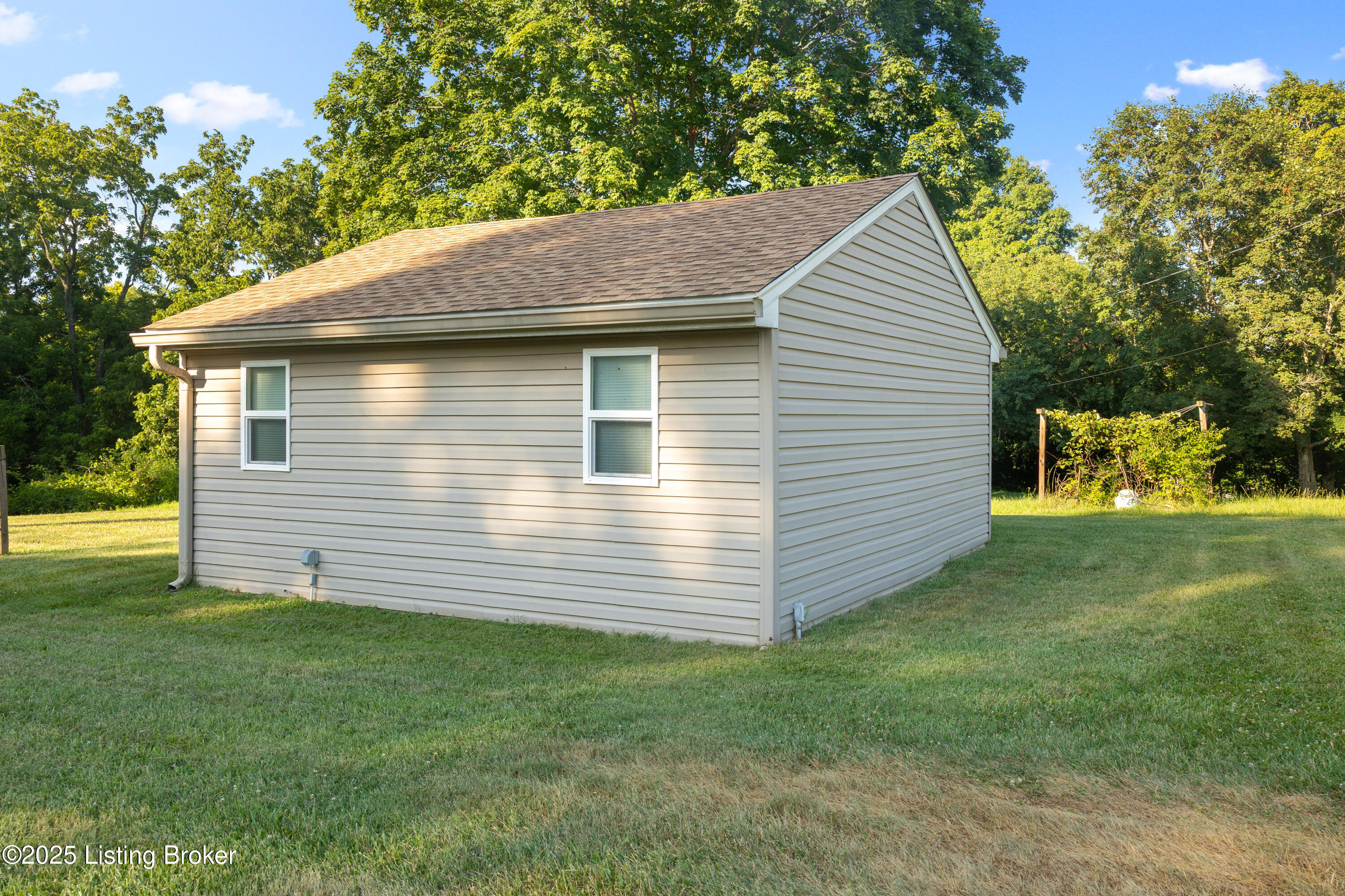 3911 Scenic Trail