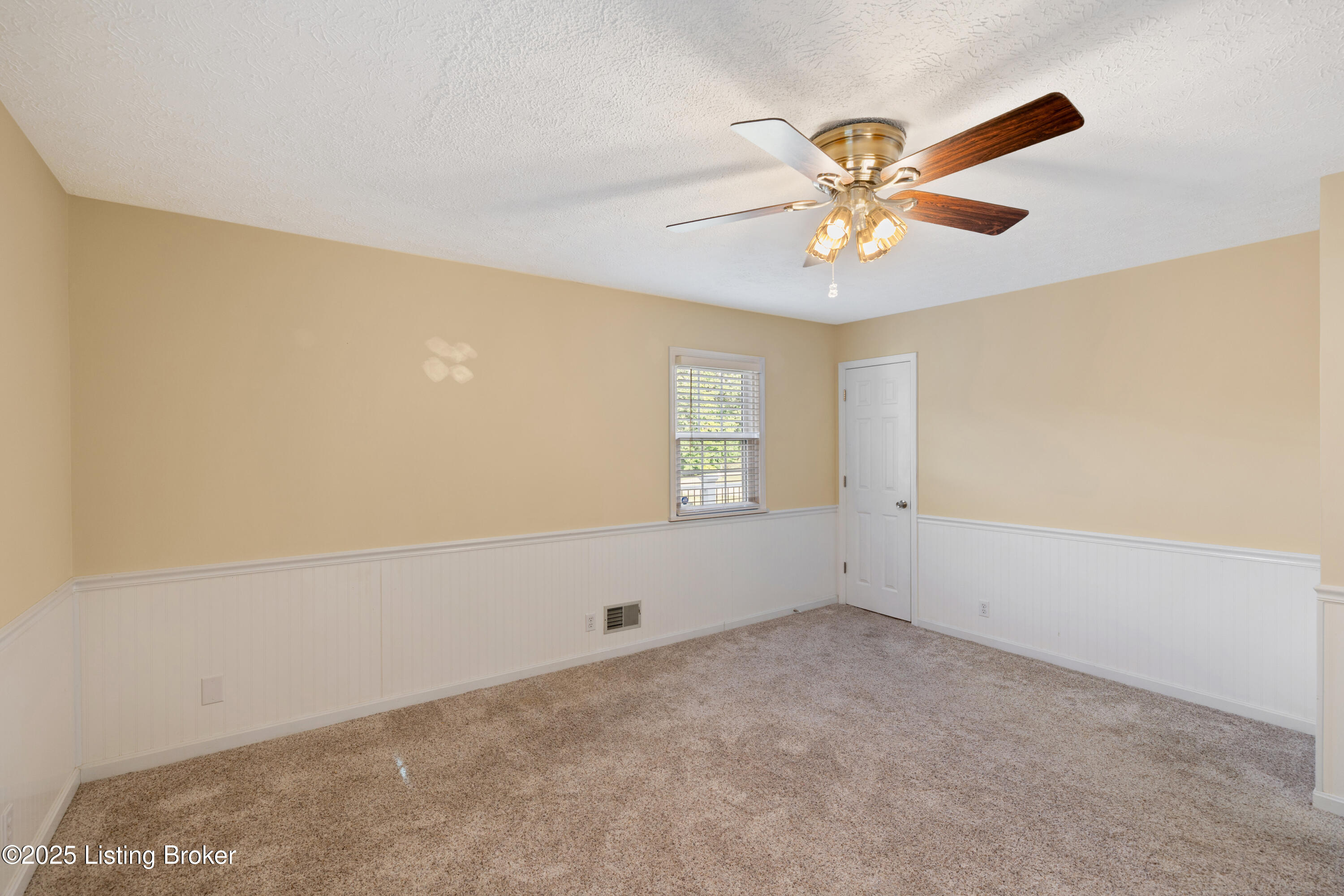 3911 Scenic Trail