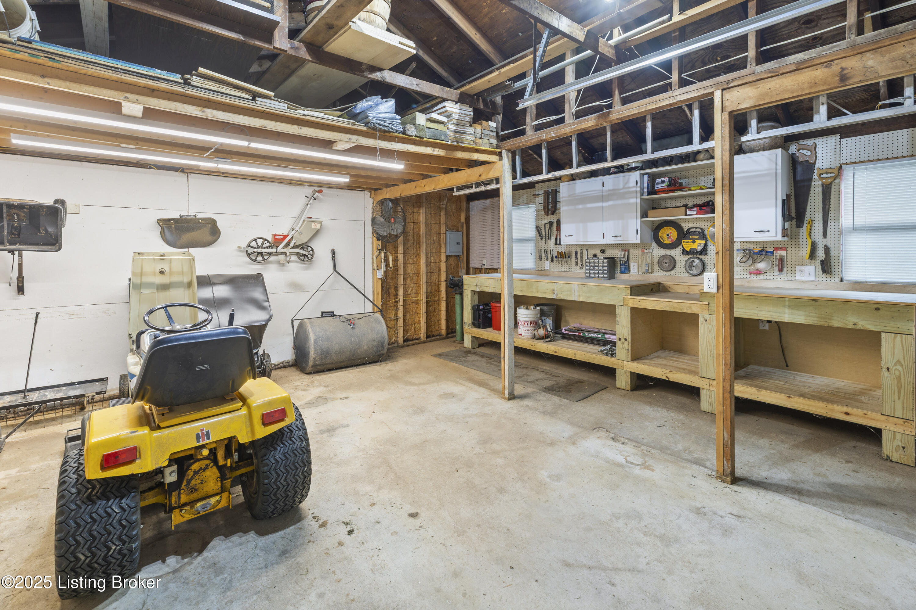 3911 Scenic Trail