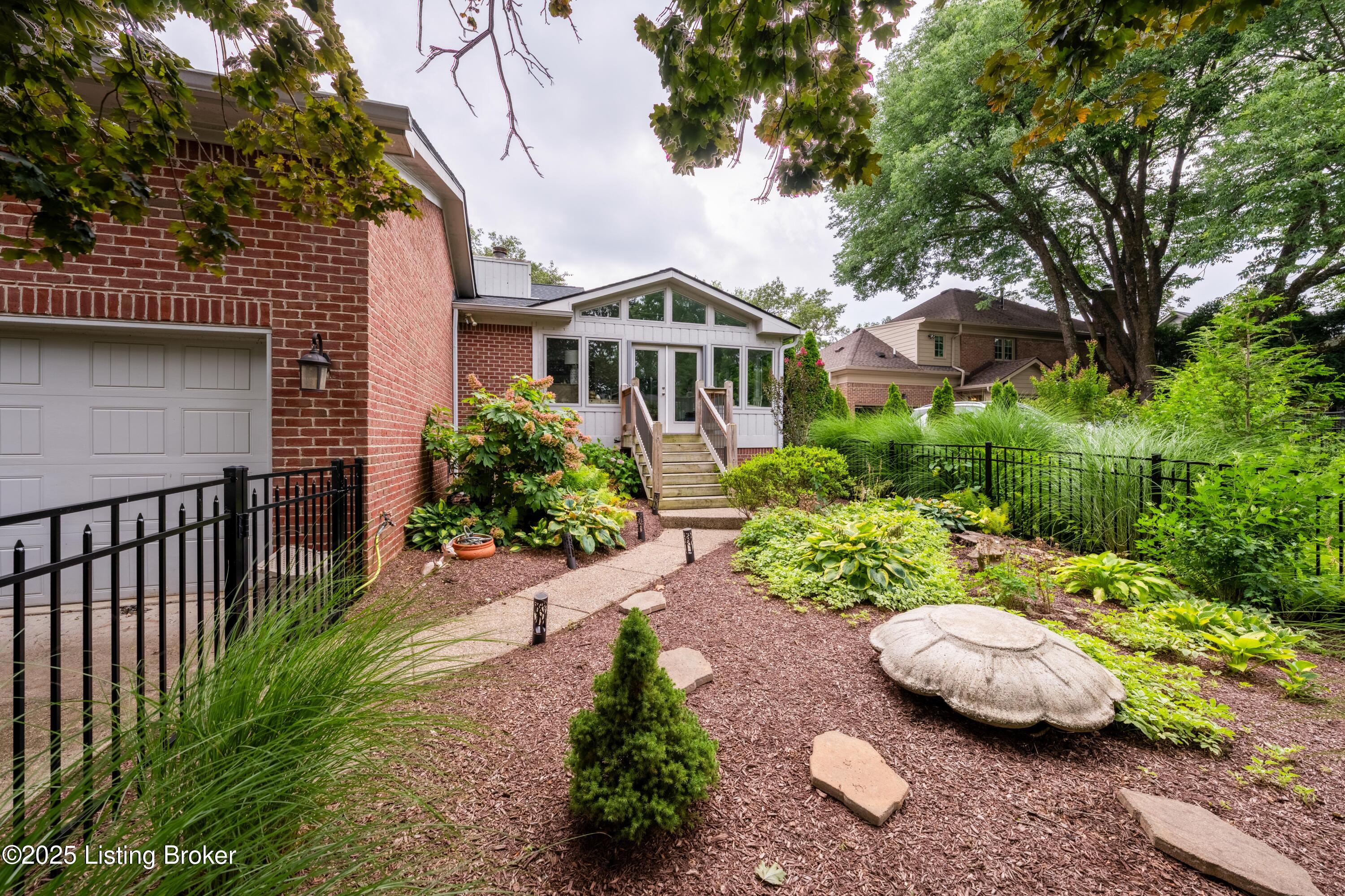 2607 Ballantrae Cir
