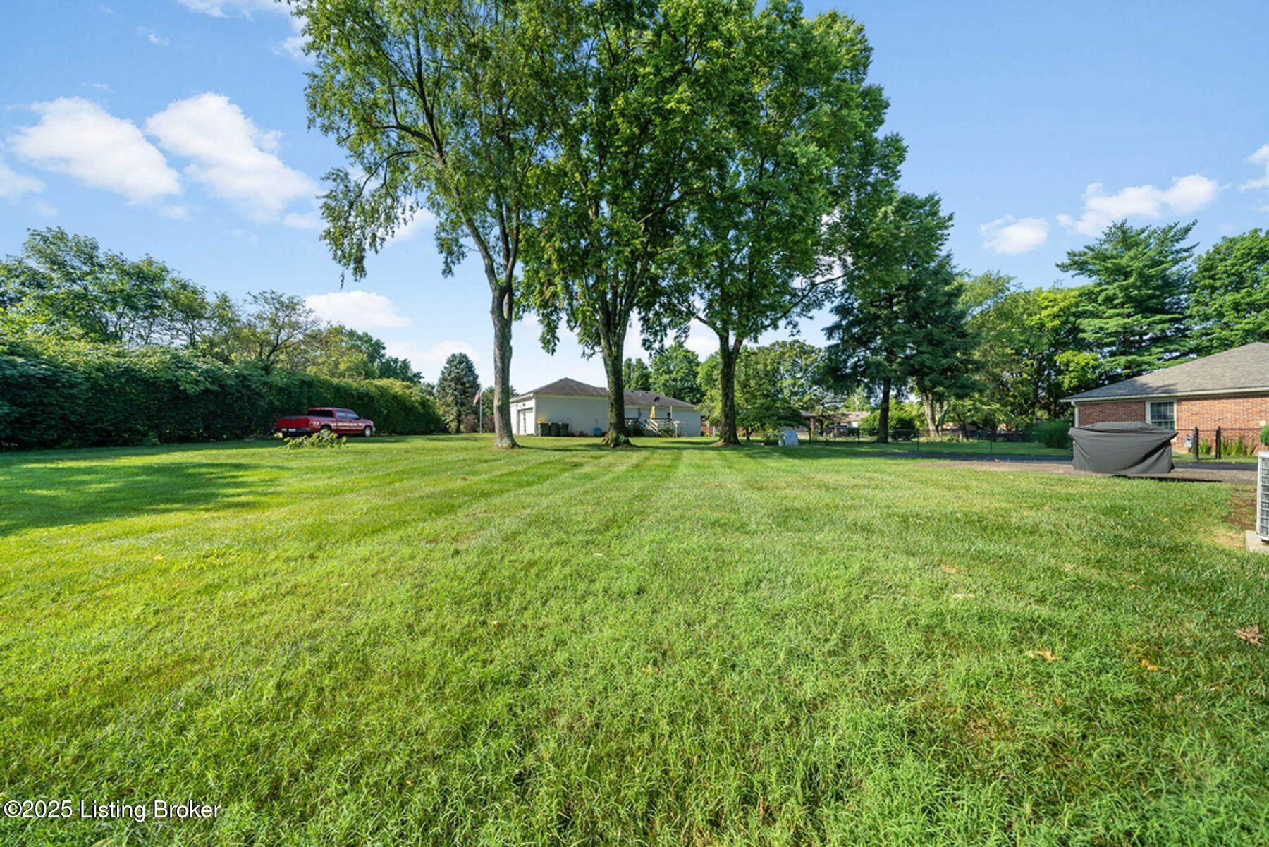 512 Lymington Ct