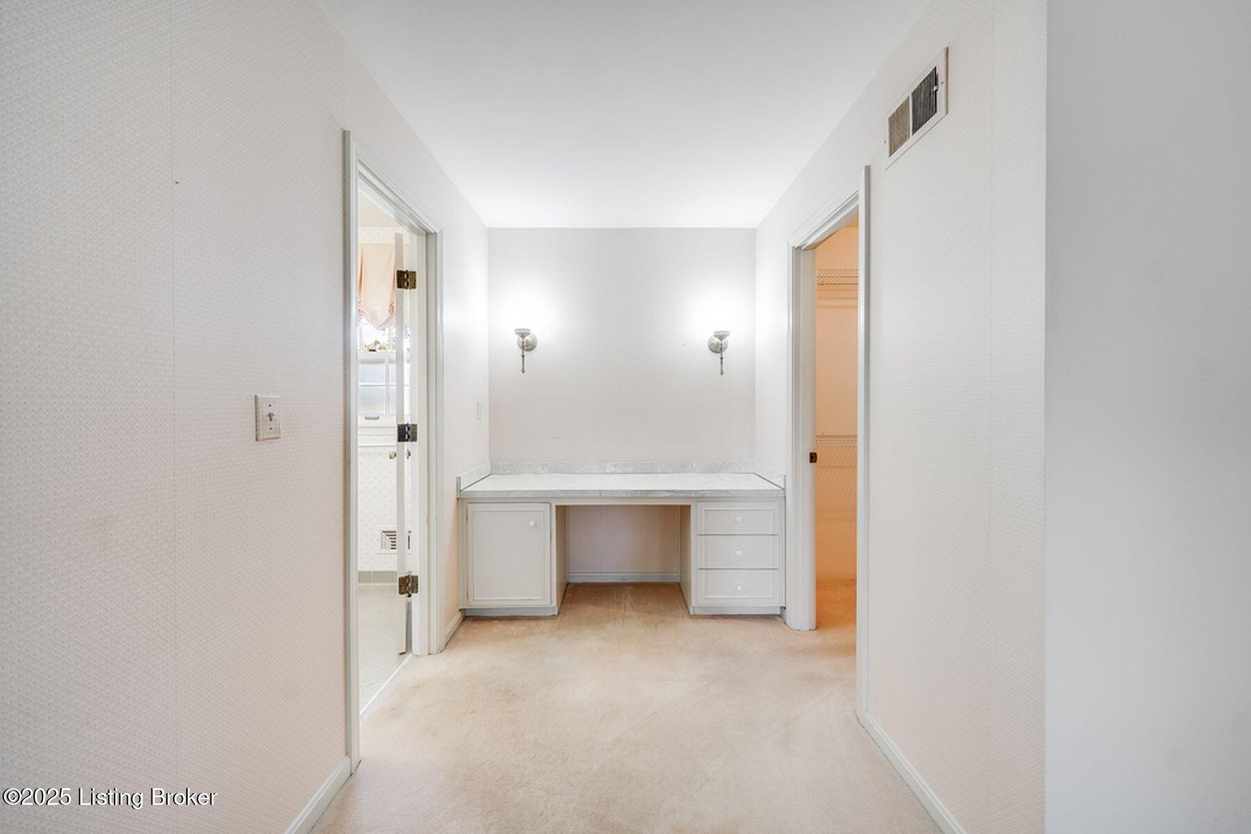 512 Lymington Ct
