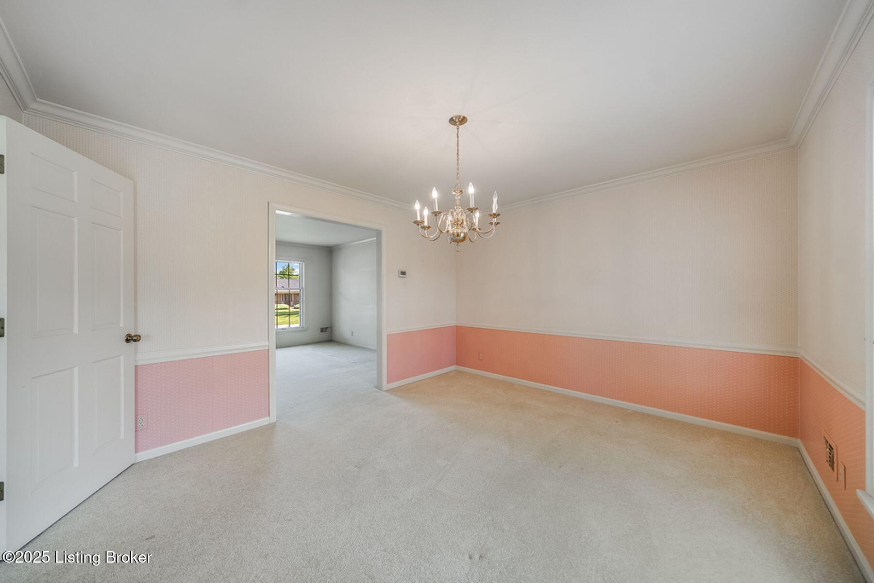 512 Lymington Ct